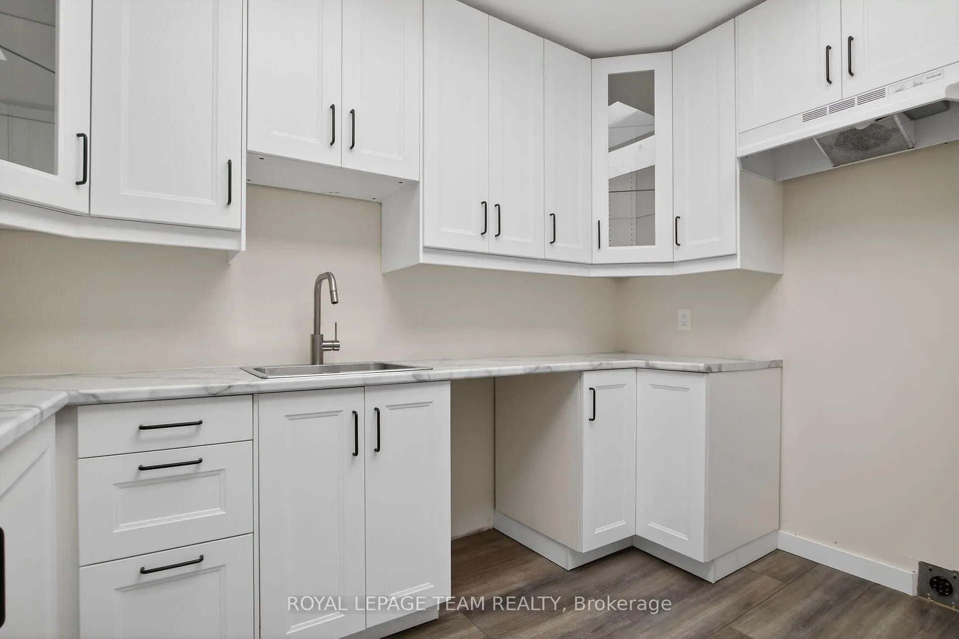 Photo 10 of Unit 9, 160 Bruyere Street, Ottawa, Lower Town/Byward Market — HOMEH