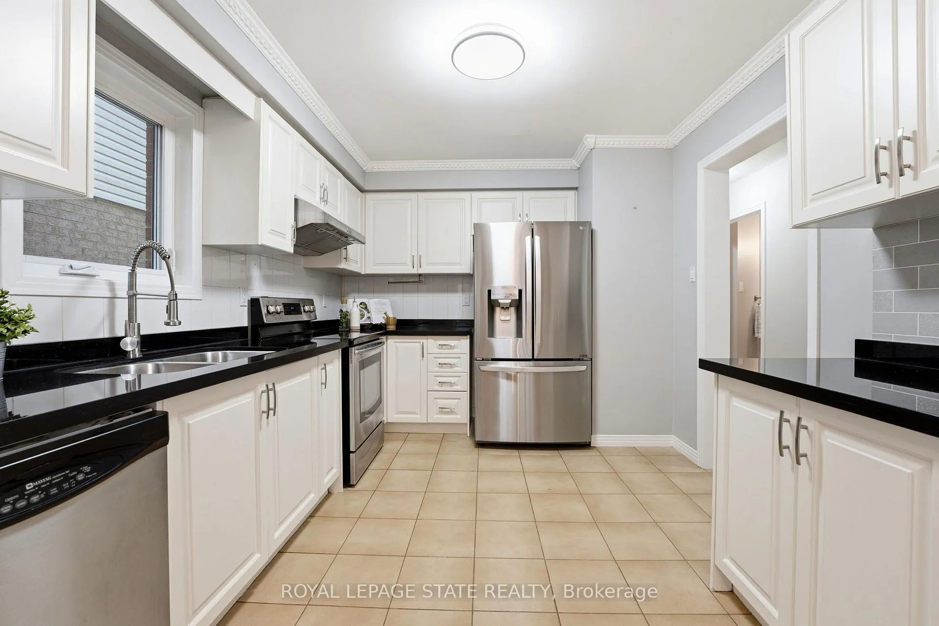 Photo 7 of 166 Boulding Avenue, Hamilton, Waterdown — HOMEH