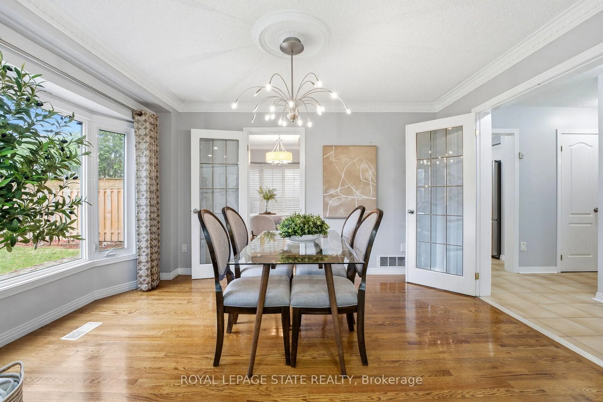 Photo 12 of 166 Boulding Avenue, Hamilton, Waterdown — HOMEH