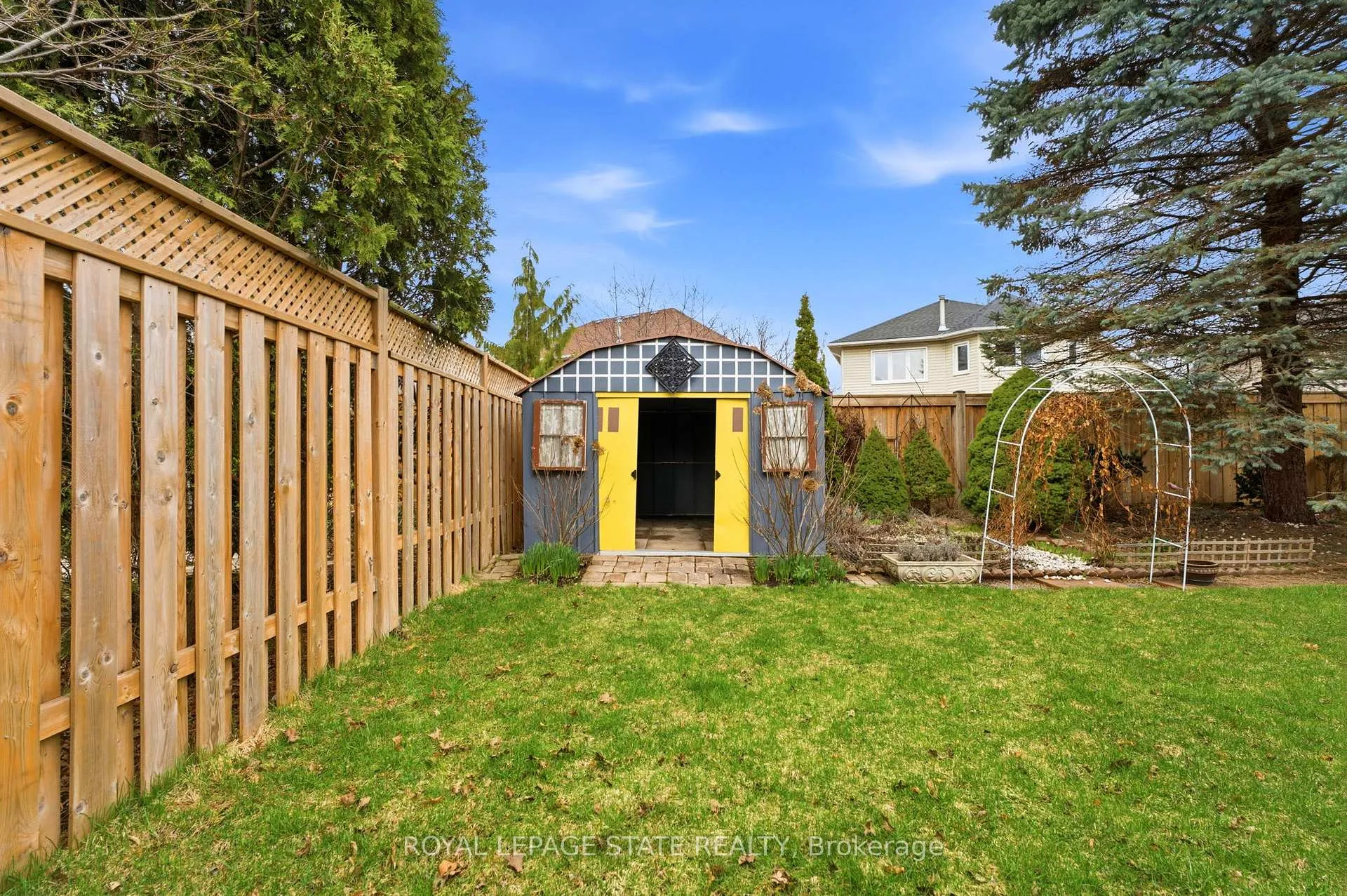 Photo 39 of 166 Boulding Avenue, Hamilton, Waterdown — HOMEH