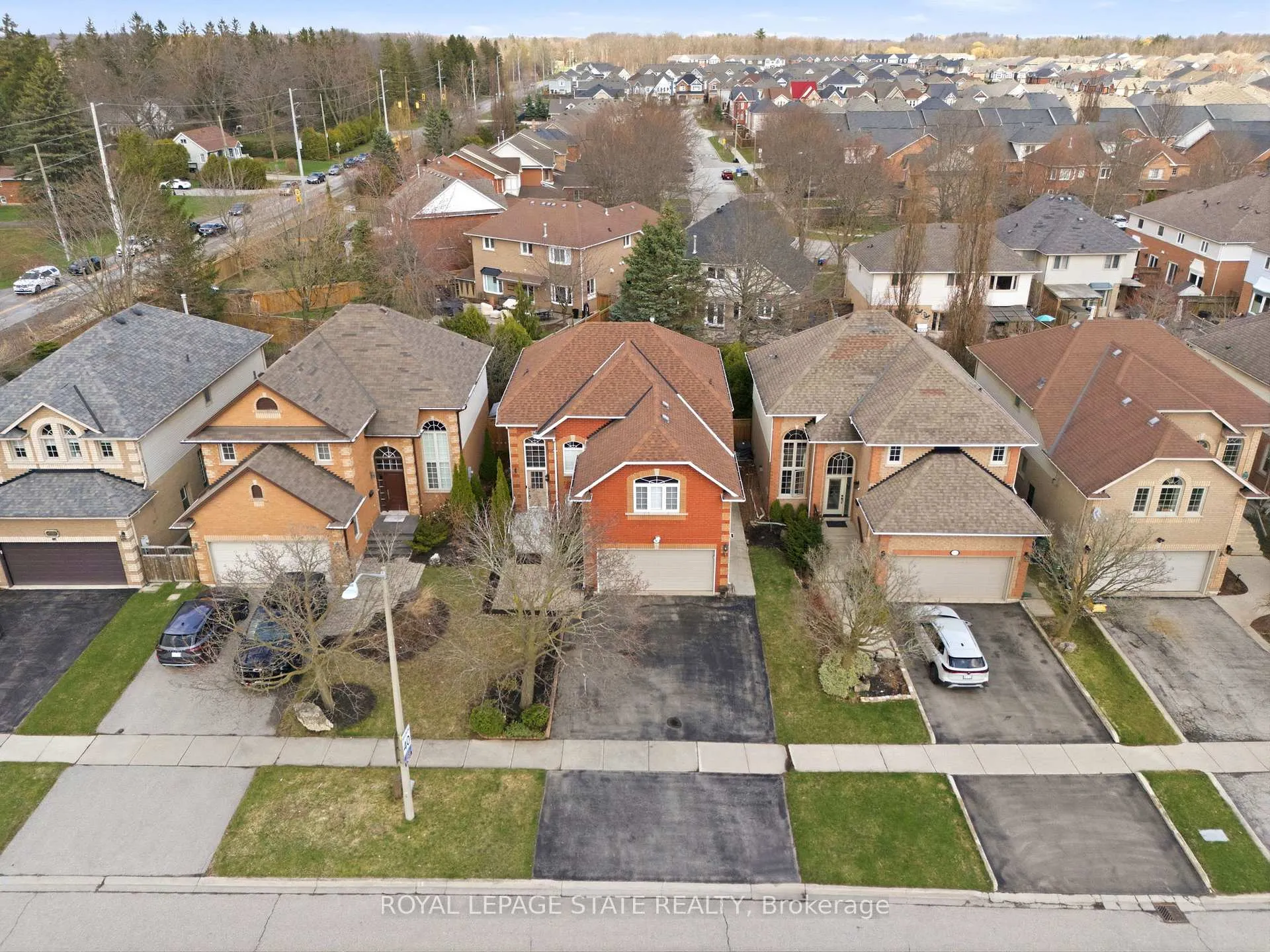 Photo 40 of 166 Boulding Avenue, Hamilton, Waterdown — HOMEH