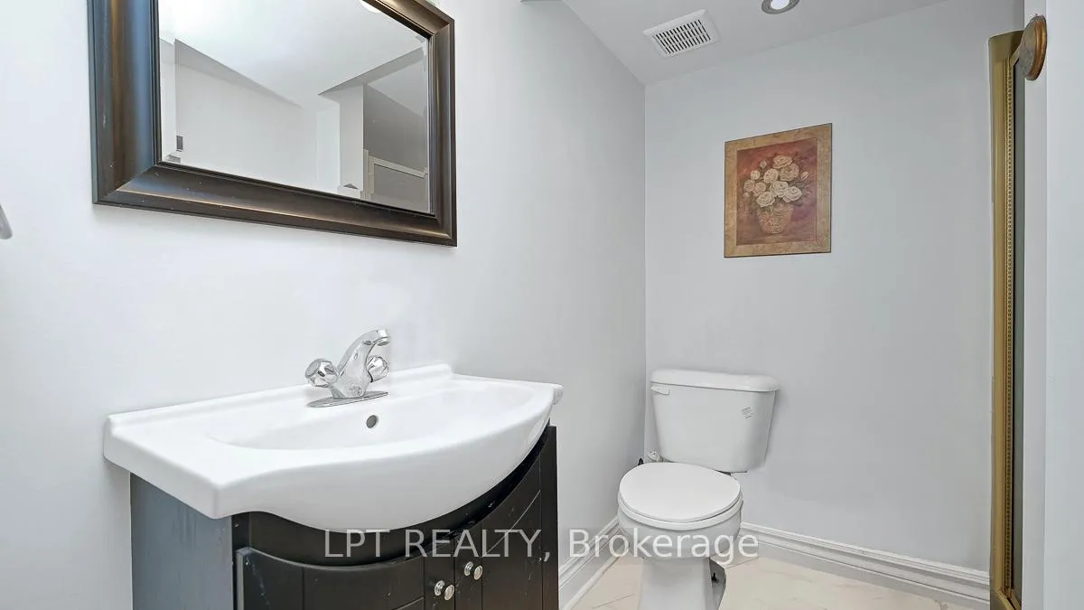 Photo 42 of 624 Pleasant Park Road, Ottawa, Playfair Park — HOMEH