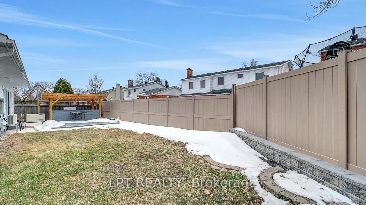 Photo 47 of 624 Pleasant Park Road, Ottawa, Playfair Park — HOMEH
