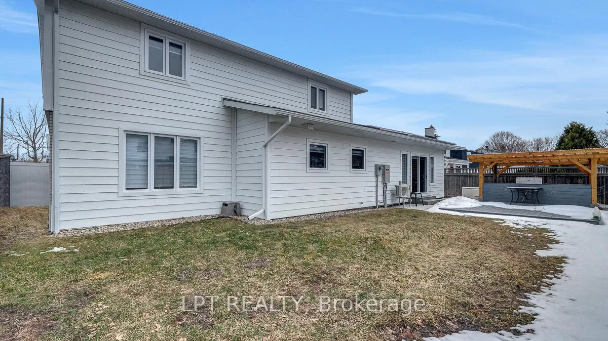 Photo 50 of 624 Pleasant Park Road, Ottawa, Playfair Park — HOMEH