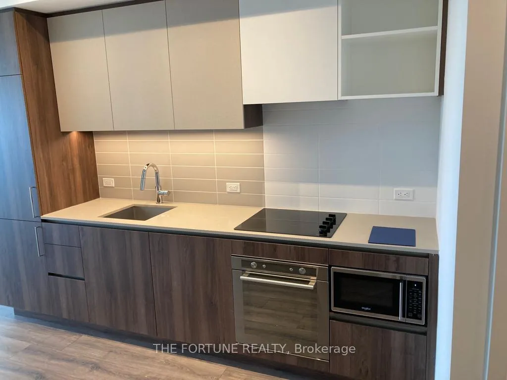 Photo 3 of Unit 4707, 7890 Jane Street, Vaughan, Concord — HOMEH