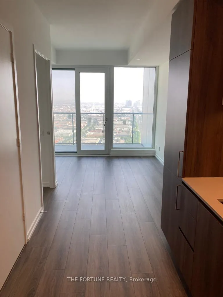 Photo 4 of Unit 4707, 7890 Jane Street, Vaughan, Concord — HOMEH