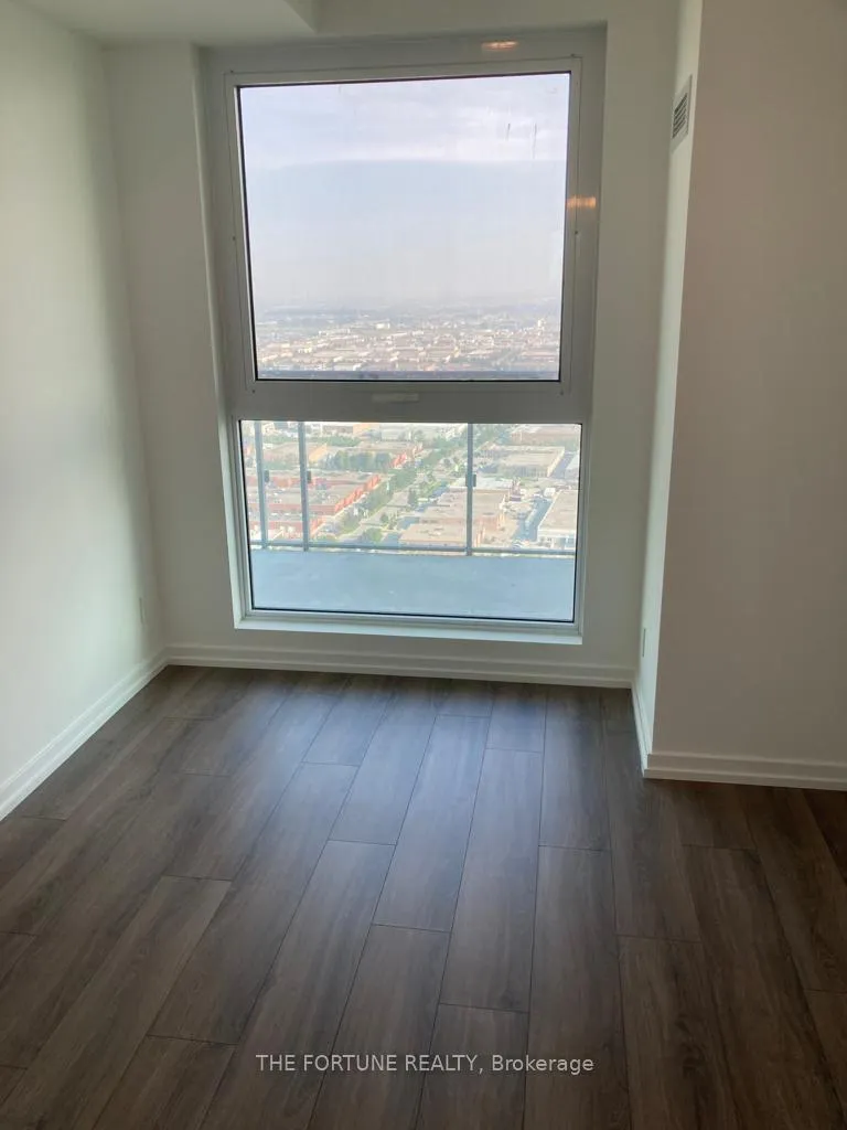 Photo 10 of Unit 4707, 7890 Jane Street, Vaughan, Concord — HOMEH