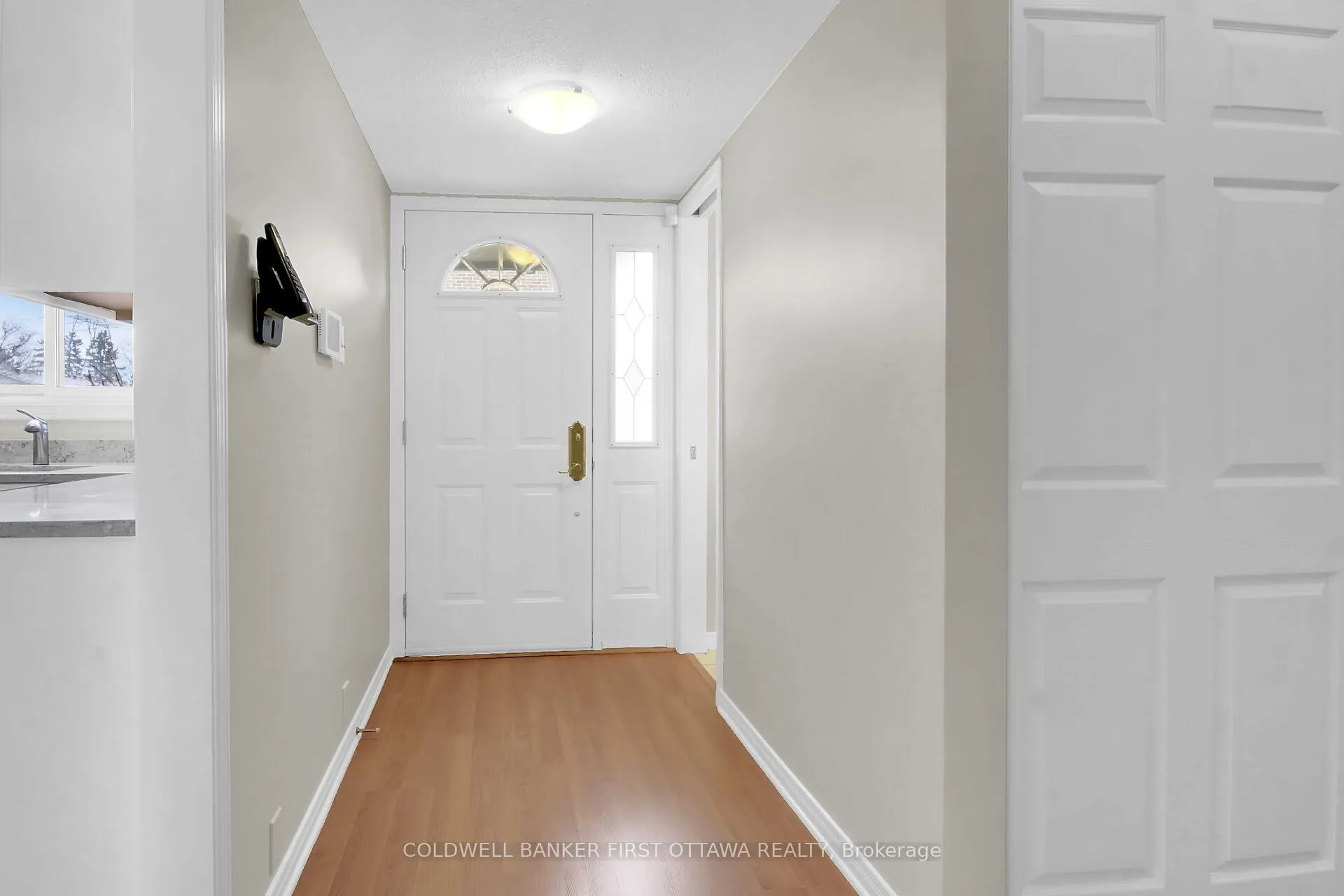 Photo 3 of Unit 30, 3924K Old Richmond Road, Ottawa, Arbeatha Park — HOMEH