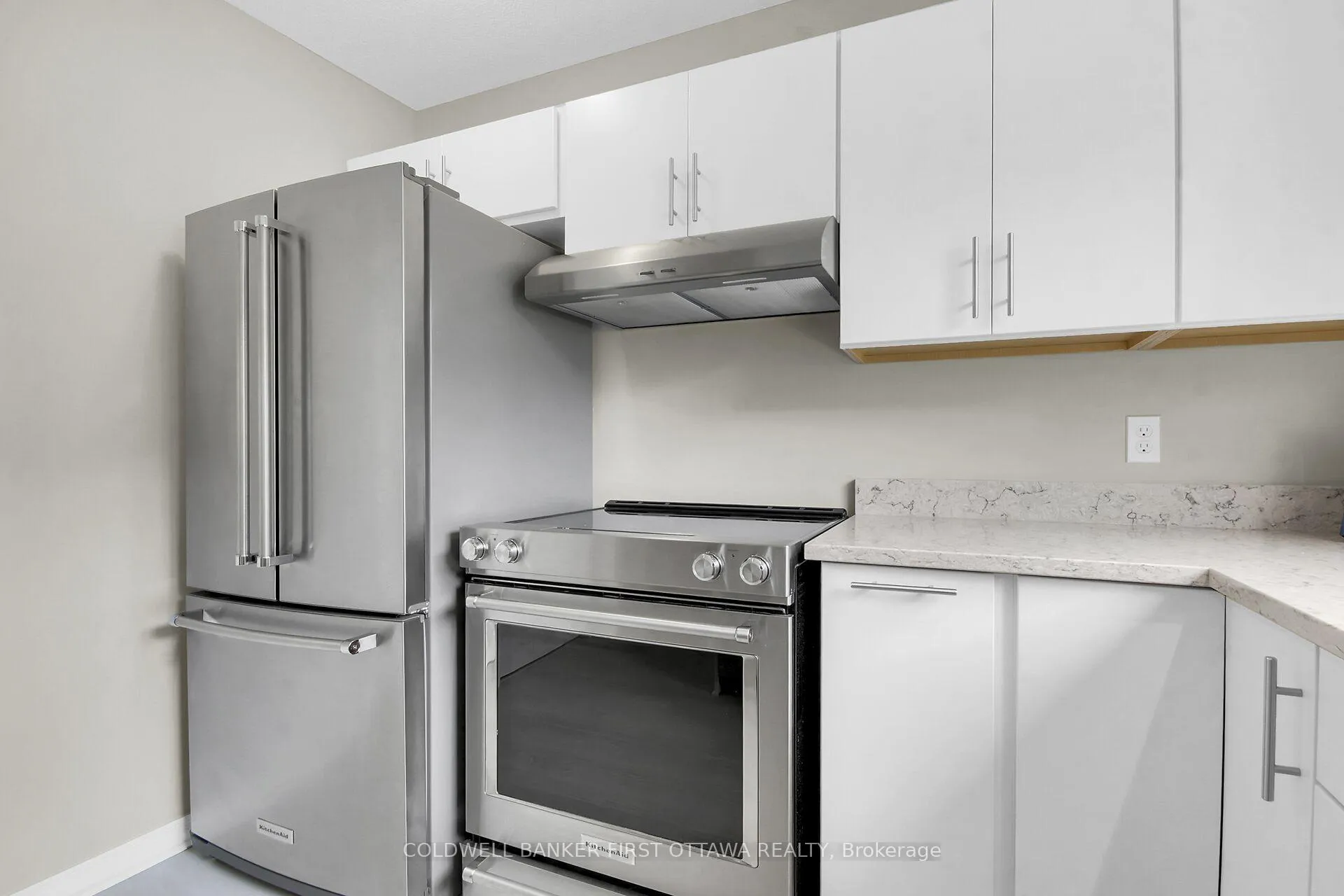 Photo 6 of Unit 30, 3924K Old Richmond Road, Ottawa, Arbeatha Park — HOMEH