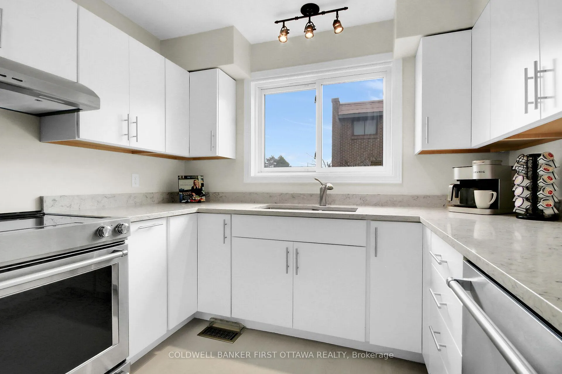 Photo 8 of Unit 30, 3924K Old Richmond Road, Ottawa, Arbeatha Park — HOMEH
