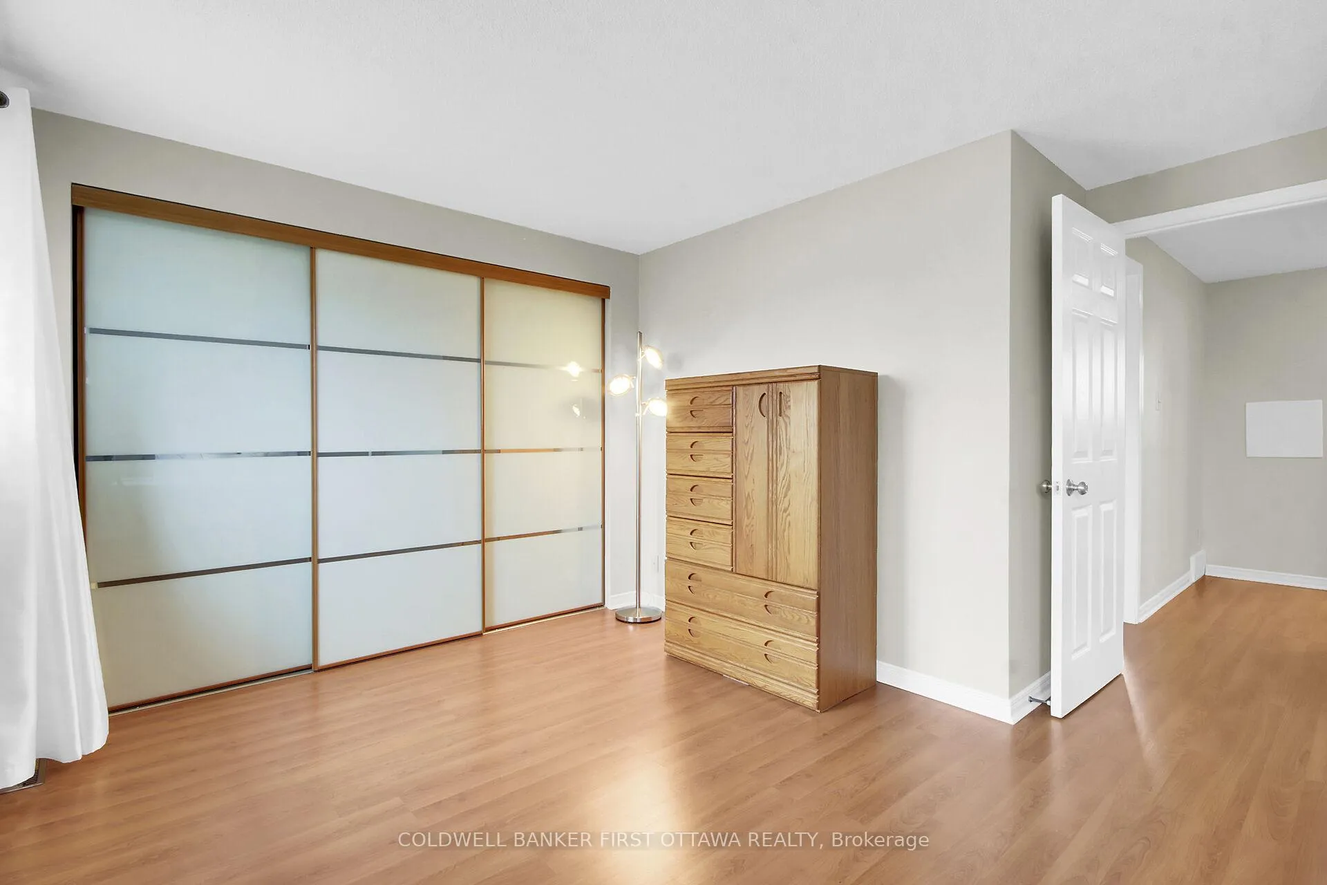 Photo 26 of Unit 30, 3924K Old Richmond Road, Ottawa, Arbeatha Park — HOMEH