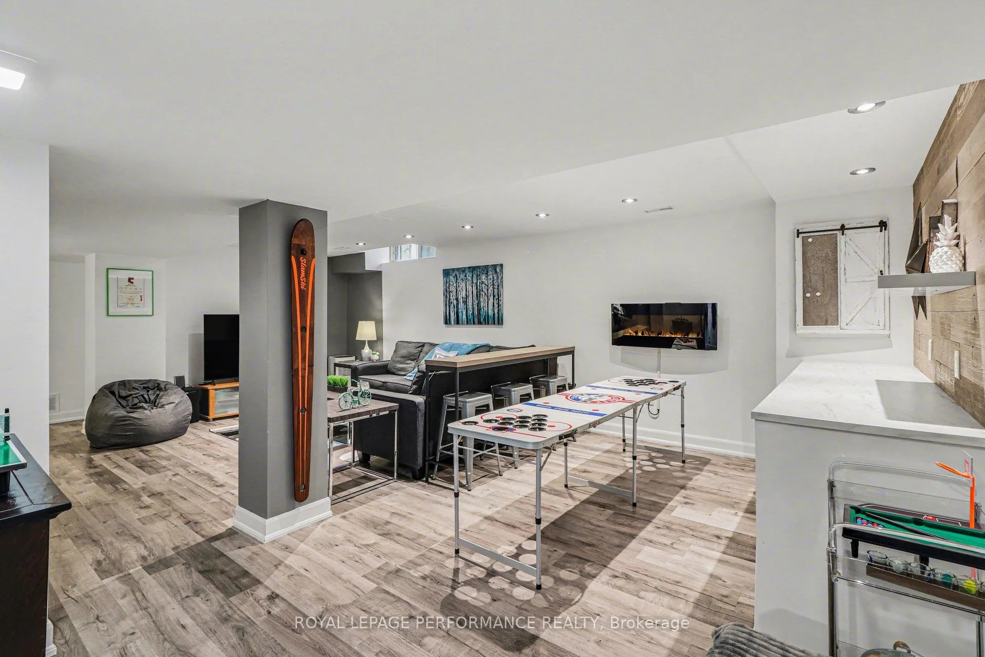 Photo 30 of 1006 Sheenboro Crescent, Ottawa, Fallingbrook/Pineridge — HOMEH