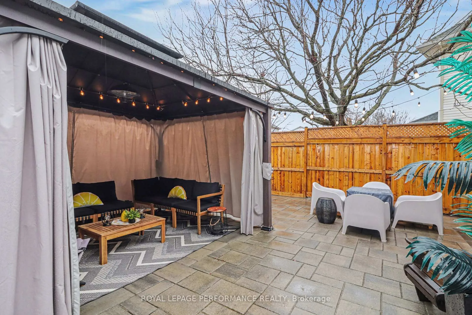 Photo 36 of 1006 Sheenboro Crescent, Ottawa, Fallingbrook/Pineridge — HOMEH