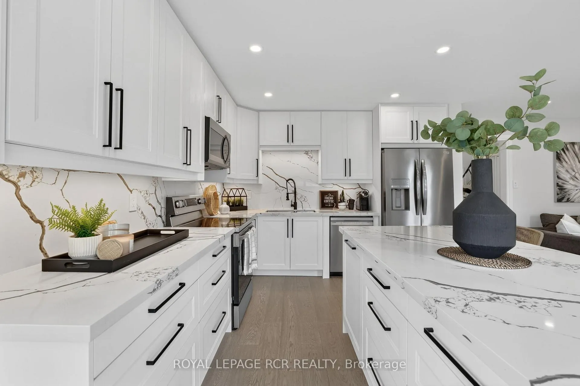 Photo 16 of 186 Patna Crescent, Vaughan, Maple — HOMEH