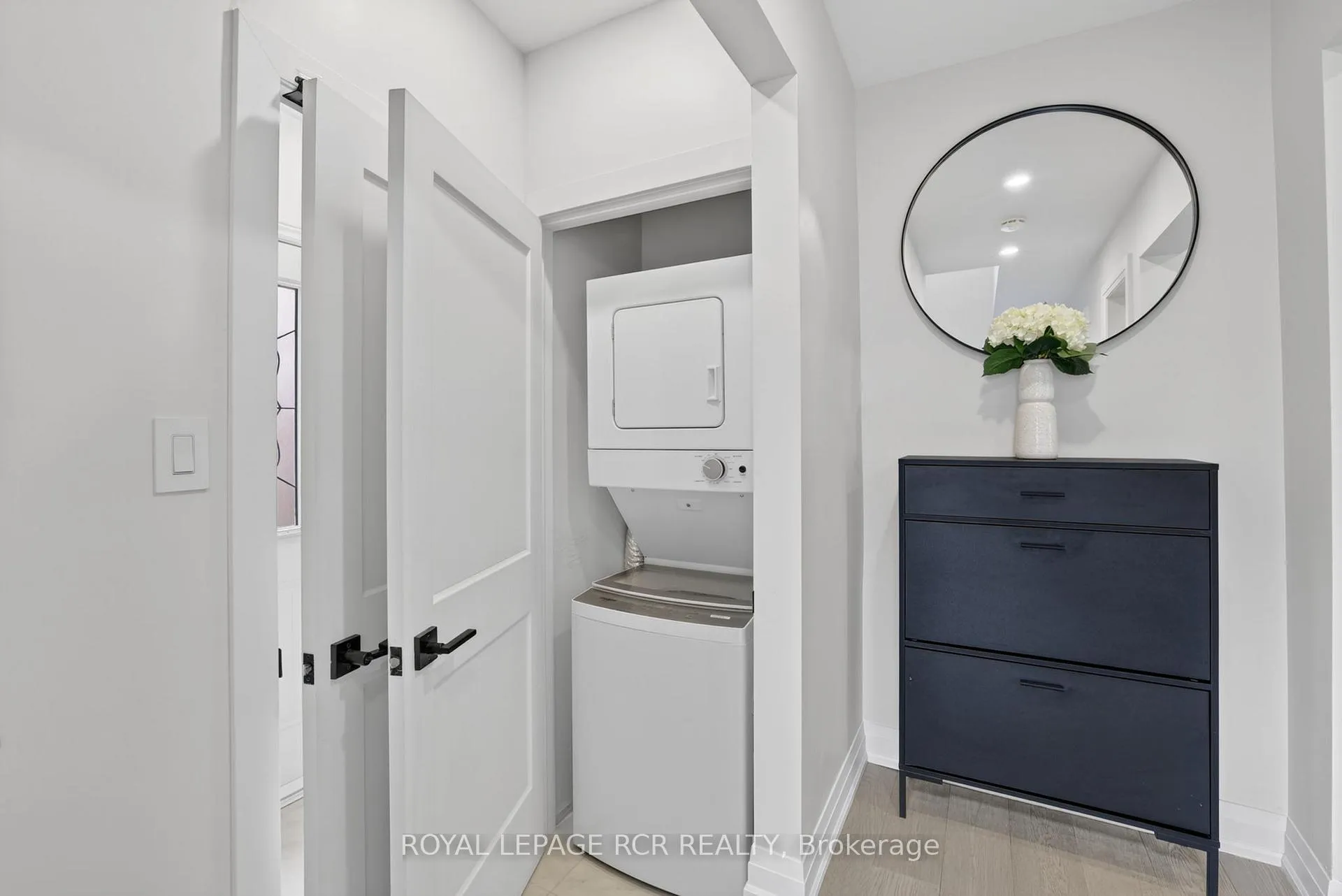 Photo 18 of 186 Patna Crescent, Vaughan, Maple — HOMEH