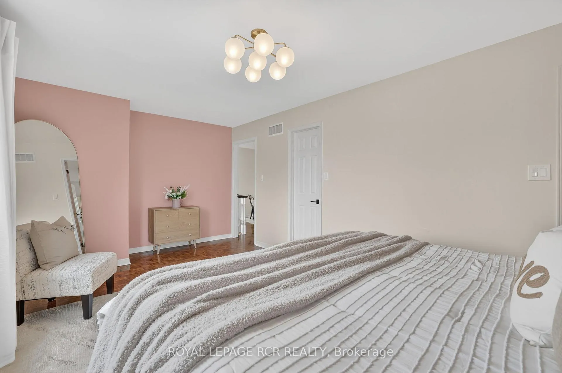 Photo 22 of 186 Patna Crescent, Vaughan, Maple — HOMEH