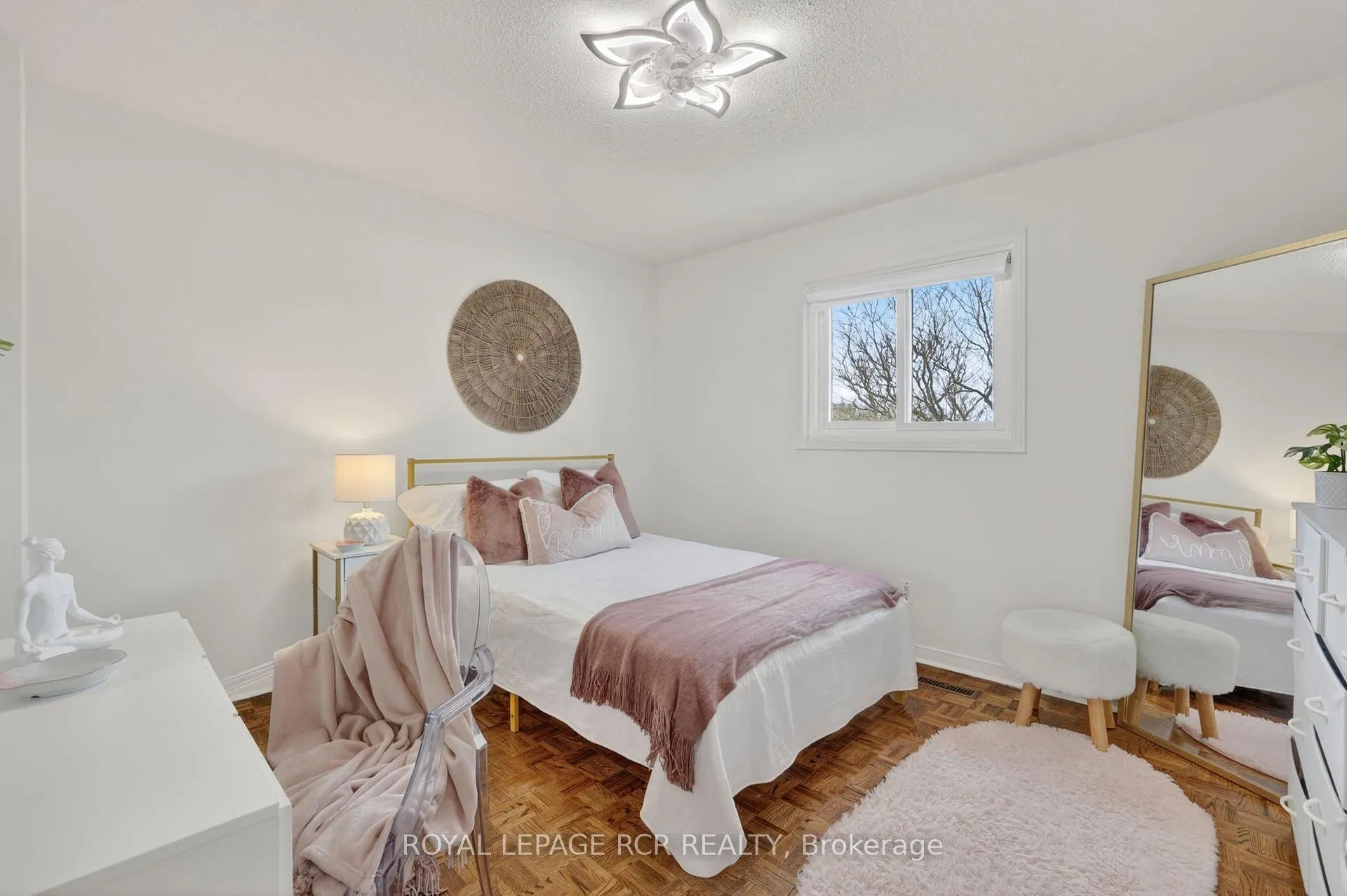 Photo 25 of 186 Patna Crescent, Vaughan, Maple — HOMEH