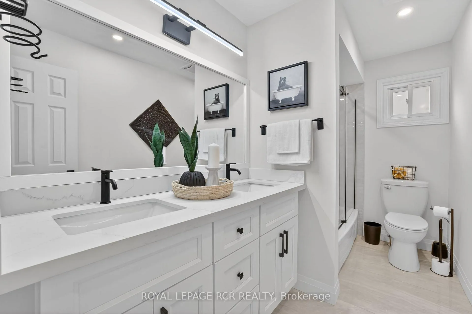 Photo 30 of 186 Patna Crescent, Vaughan, Maple — HOMEH