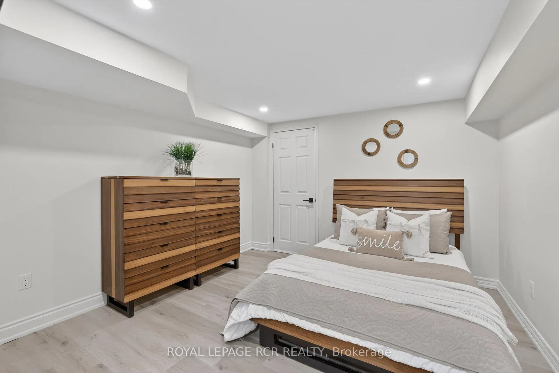 Photo 38 of 186 Patna Crescent, Vaughan, Maple — HOMEH