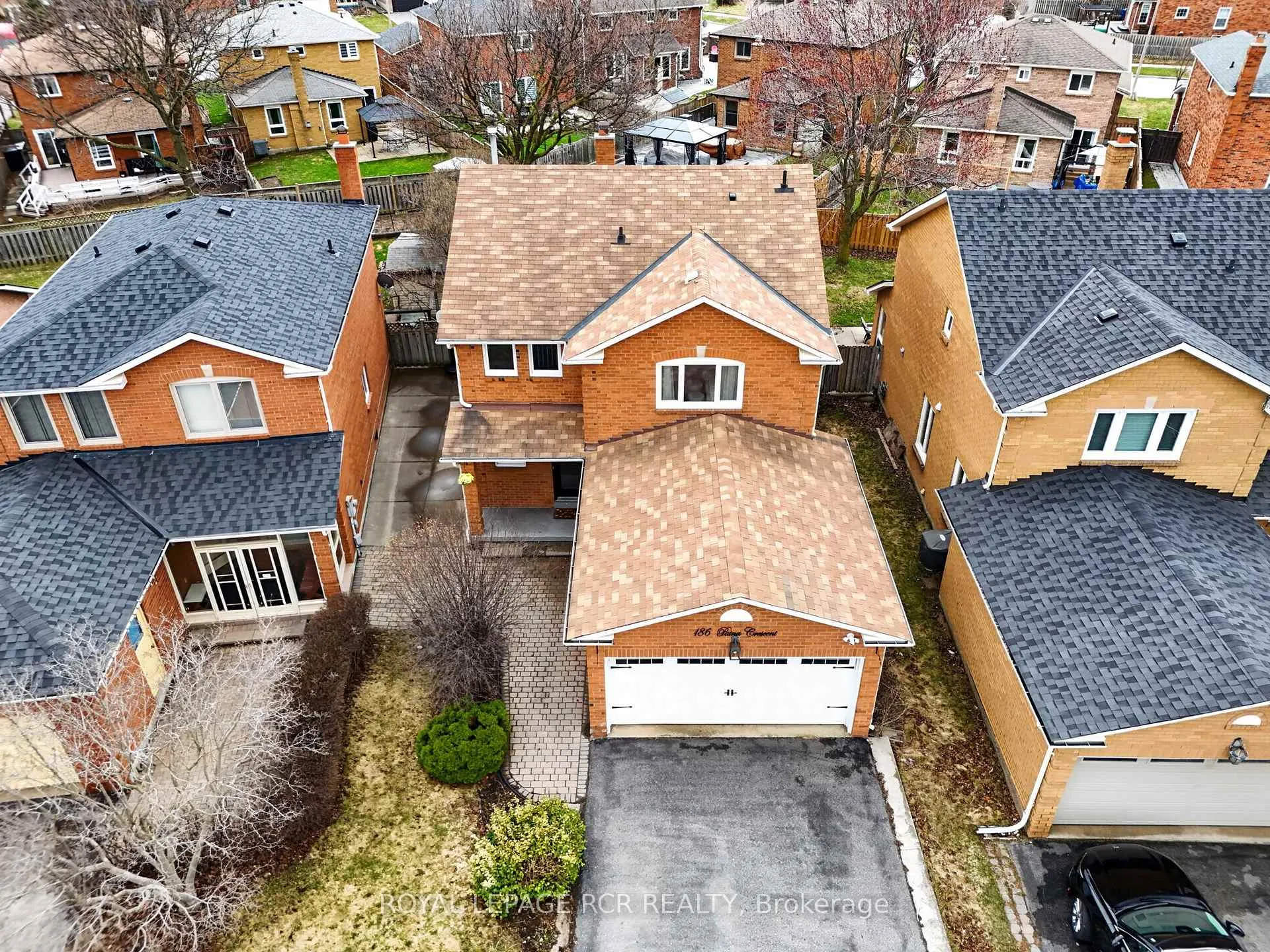 Photo 44 of 186 Patna Crescent, Vaughan, Maple — HOMEH