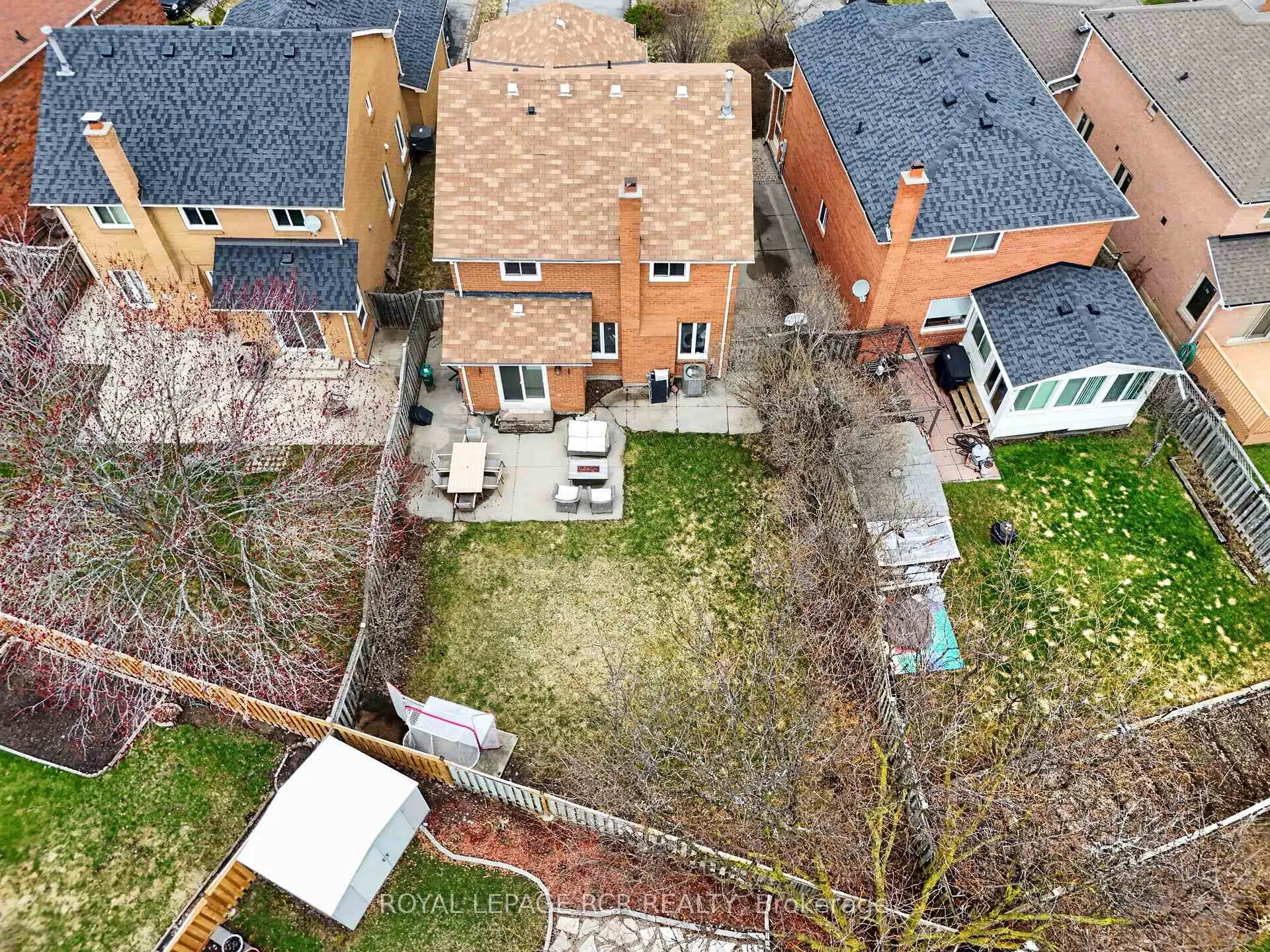 Photo 46 of 186 Patna Crescent, Vaughan, Maple — HOMEH