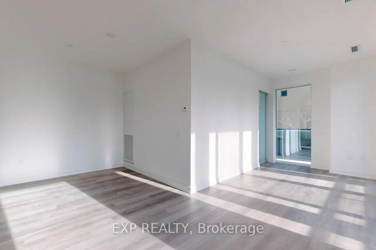 Photo 9 of Unit 213, 9 Tecumseth Street, Toronto, Niagara — HOMEH