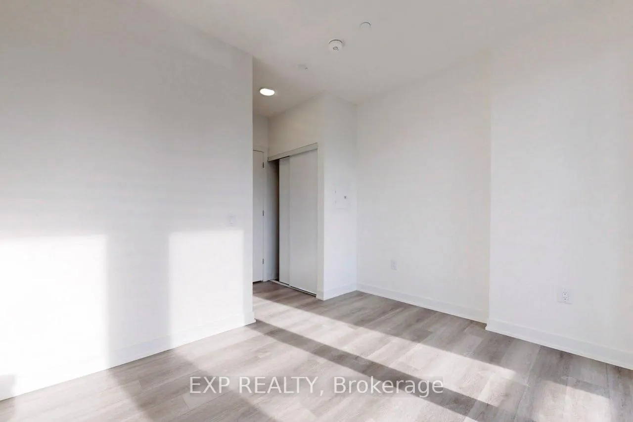 Photo 10 of Unit 213, 9 Tecumseth Street, Toronto, Niagara — HOMEH