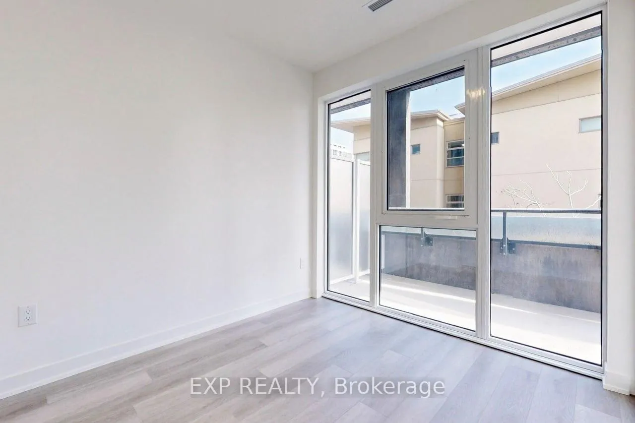 Photo 13 of Unit 213, 9 Tecumseth Street, Toronto, Niagara — HOMEH