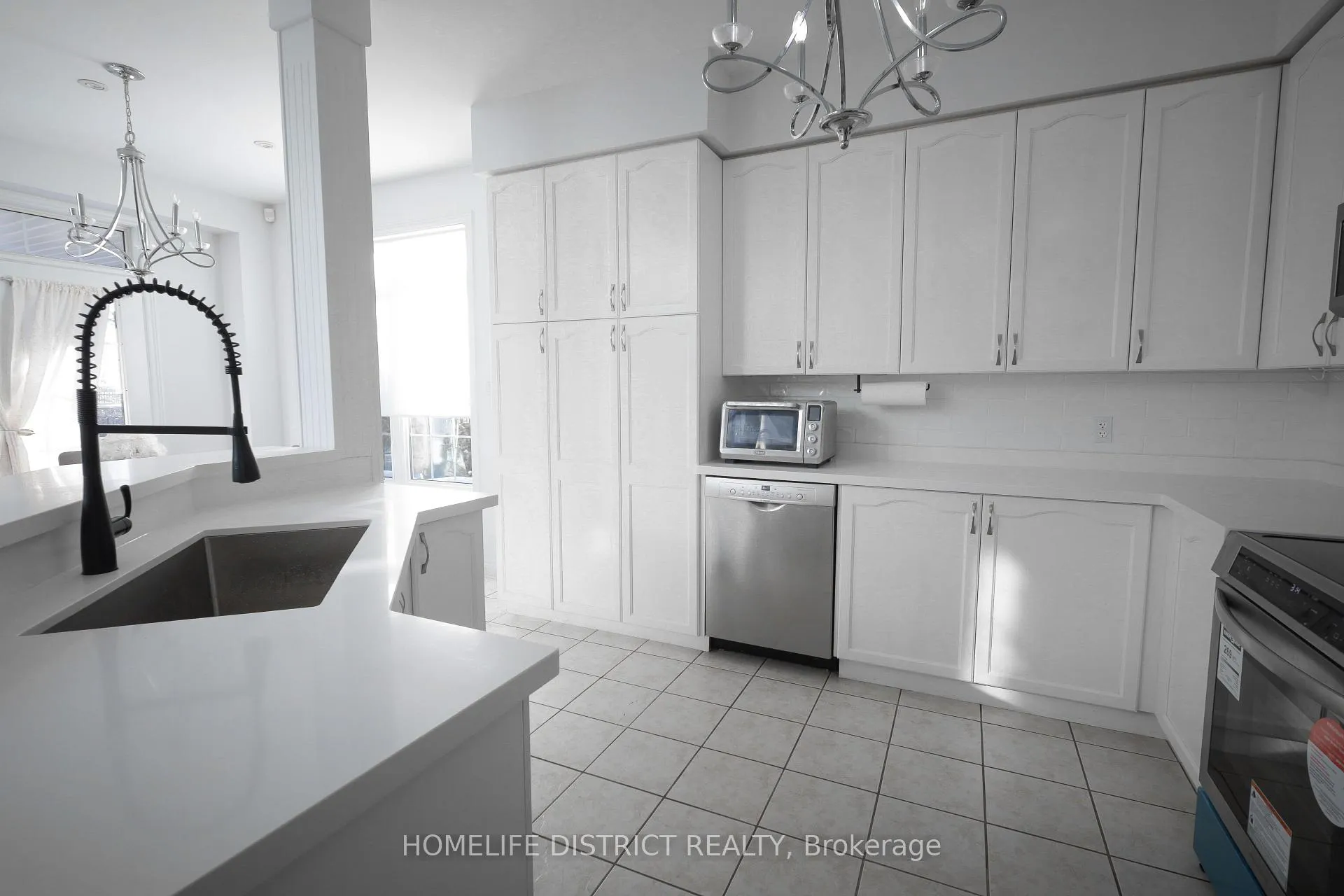 Photo 20 of 847 Greenleaf Gate, Oshawa, Taunton — HOMEH