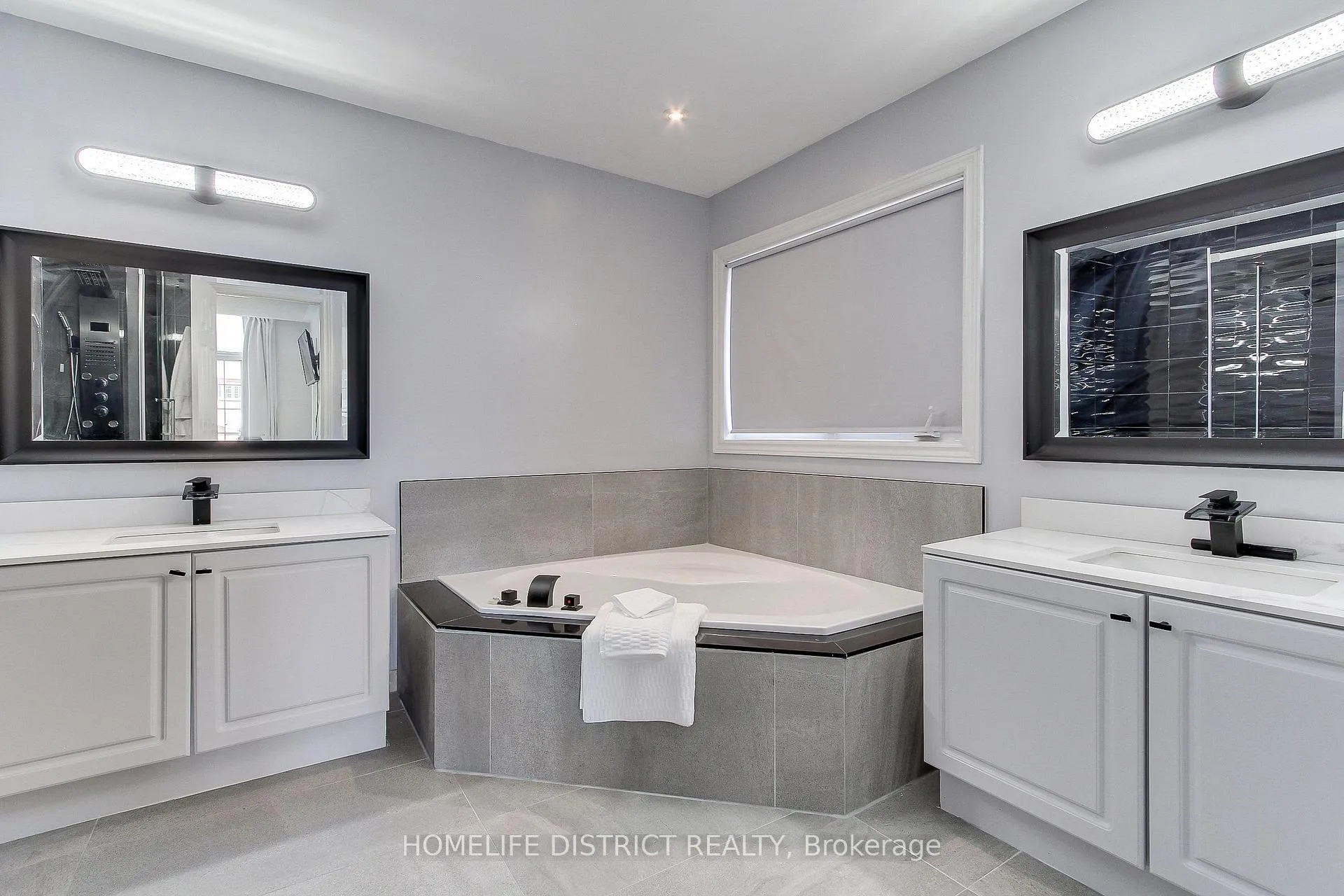 Photo 28 of 847 Greenleaf Gate, Oshawa, Taunton — HOMEH