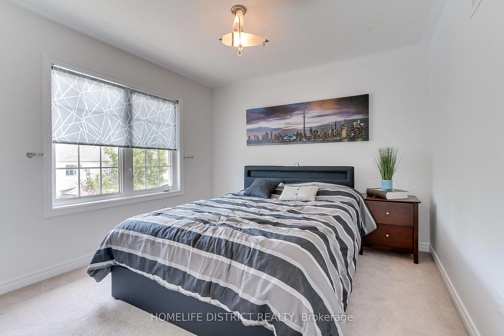 Photo 32 of 847 Greenleaf Gate, Oshawa, Taunton — HOMEH