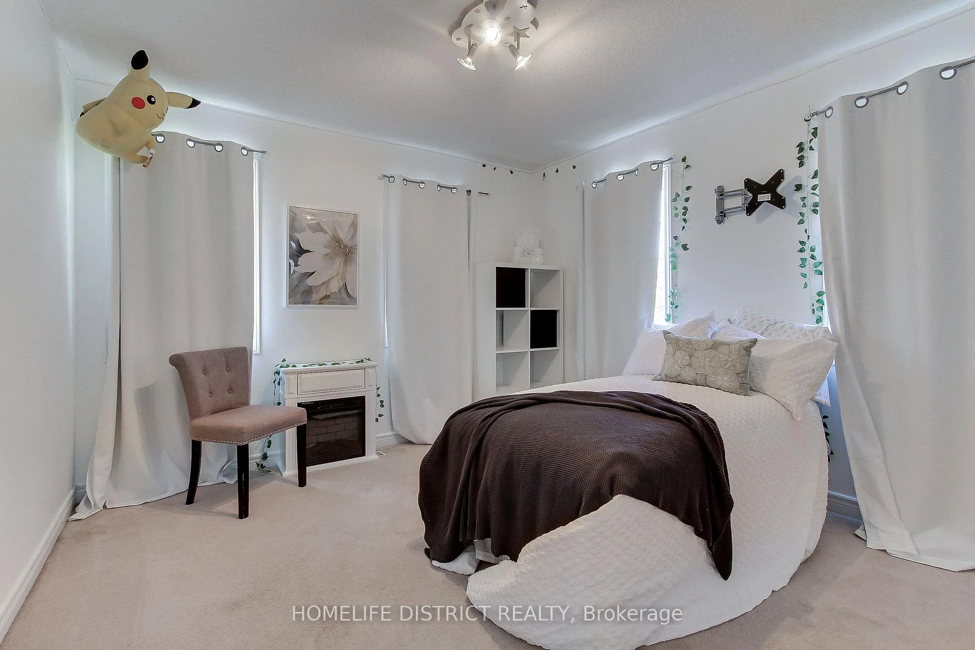 Photo 33 of 847 Greenleaf Gate, Oshawa, Taunton — HOMEH