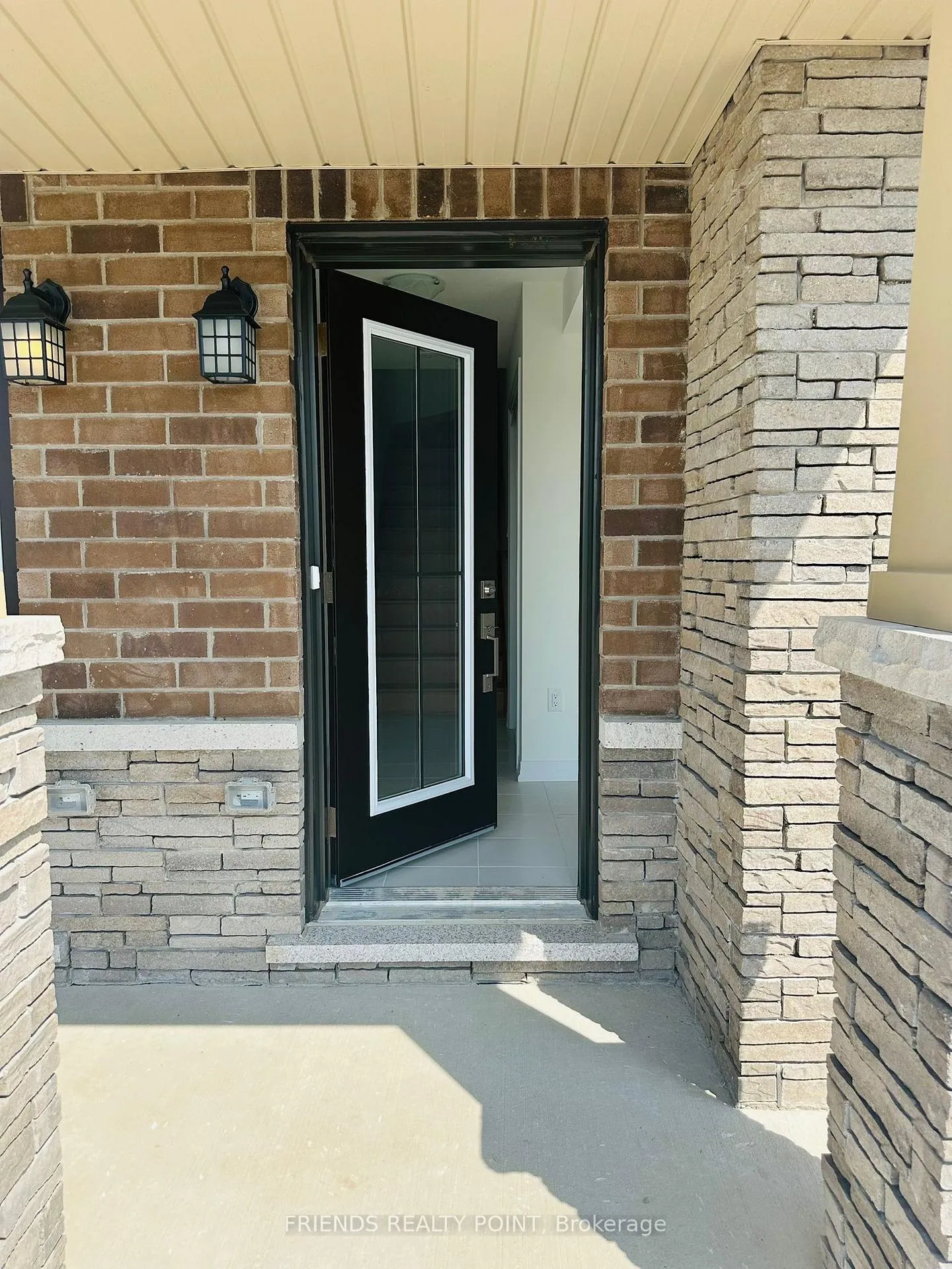 Photo 27 of 59 Lilac Lane, Thorold, Hurricane/Merrittville — HOMEH