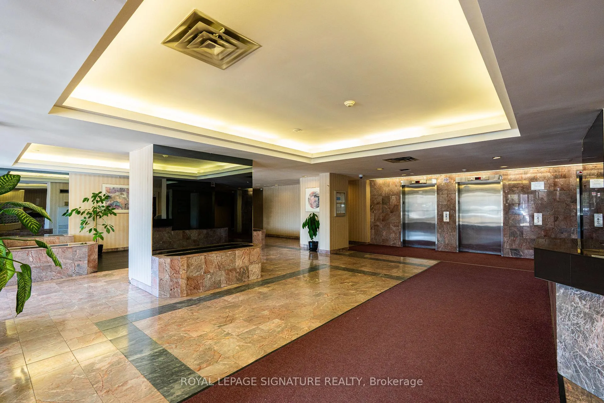 Photo 3 of Unit 1906, 3 Rowntree Road, Etobicoke, Mount Olive-Silverstone-Jamestown — HOMEH