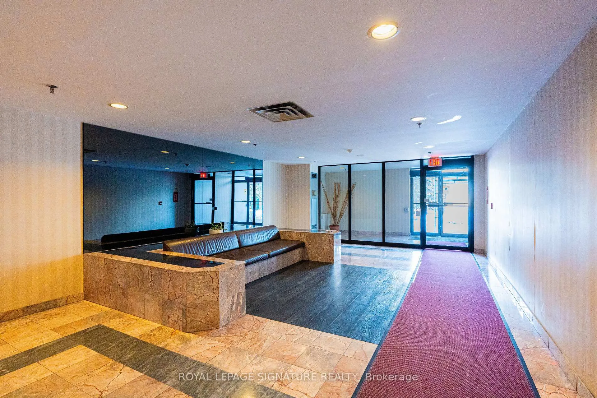 Photo 21 of Unit 1906, 3 Rowntree Road, Etobicoke, Mount Olive-Silverstone-Jamestown — HOMEH