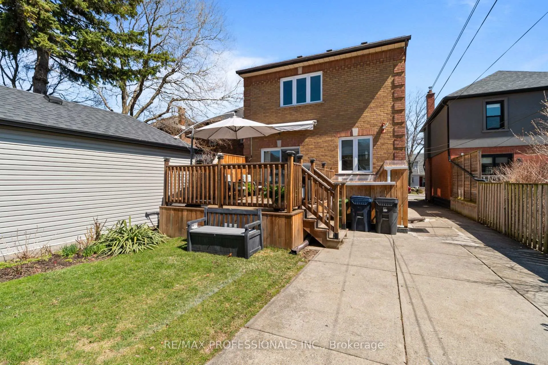 Photo 37 of 82 Fifth Street, Etobicoke, New Toronto — HOMEH
