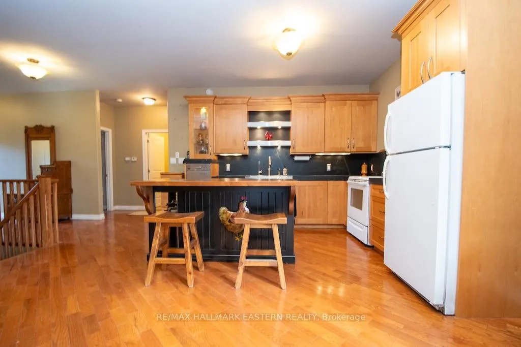 Photo 11 of 3468 County Rd 36, Trent Lakes — HOMEH