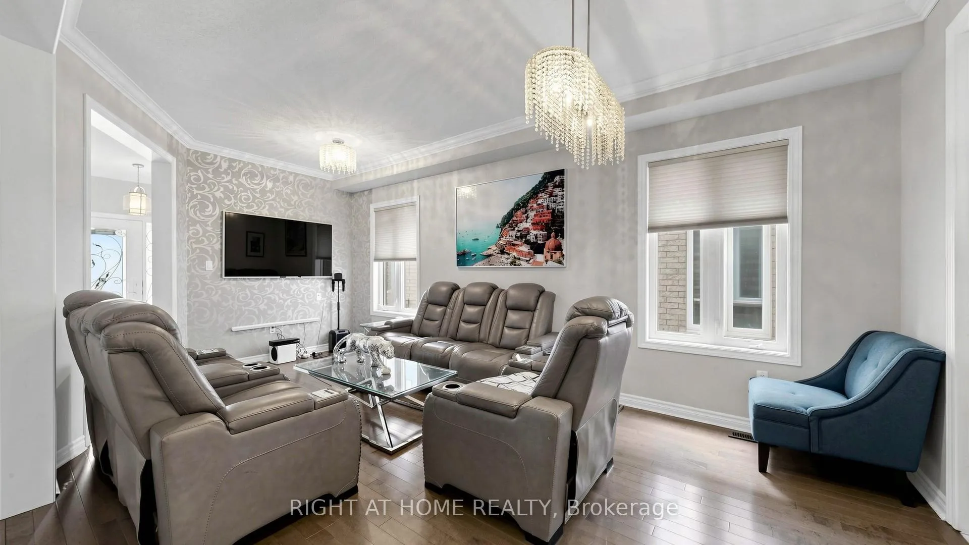 Photo 4 of 868 Wrenwood Drive, Oshawa, Taunton — HOMEH