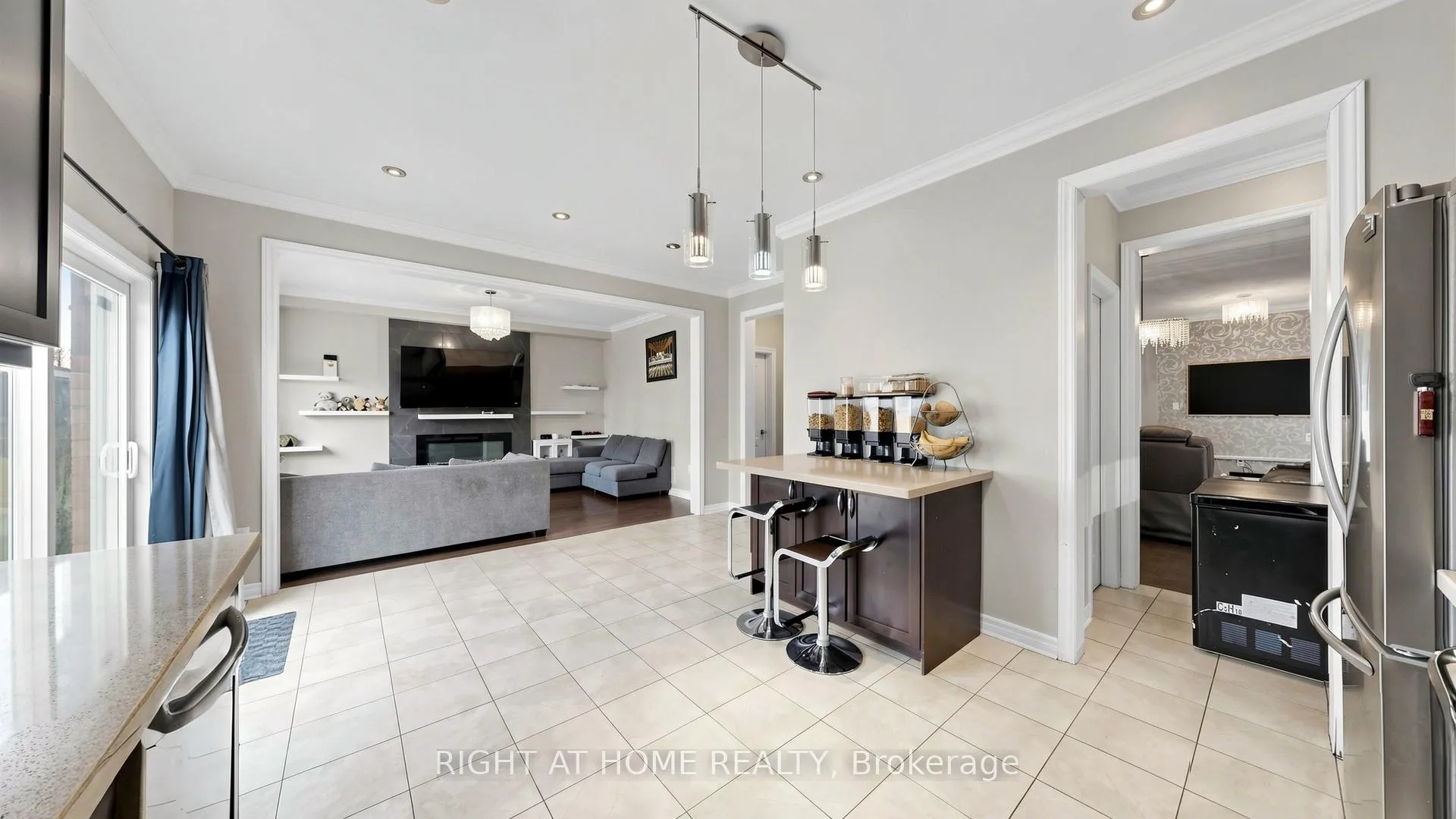 Photo 15 of 868 Wrenwood Drive, Oshawa, Taunton — HOMEH