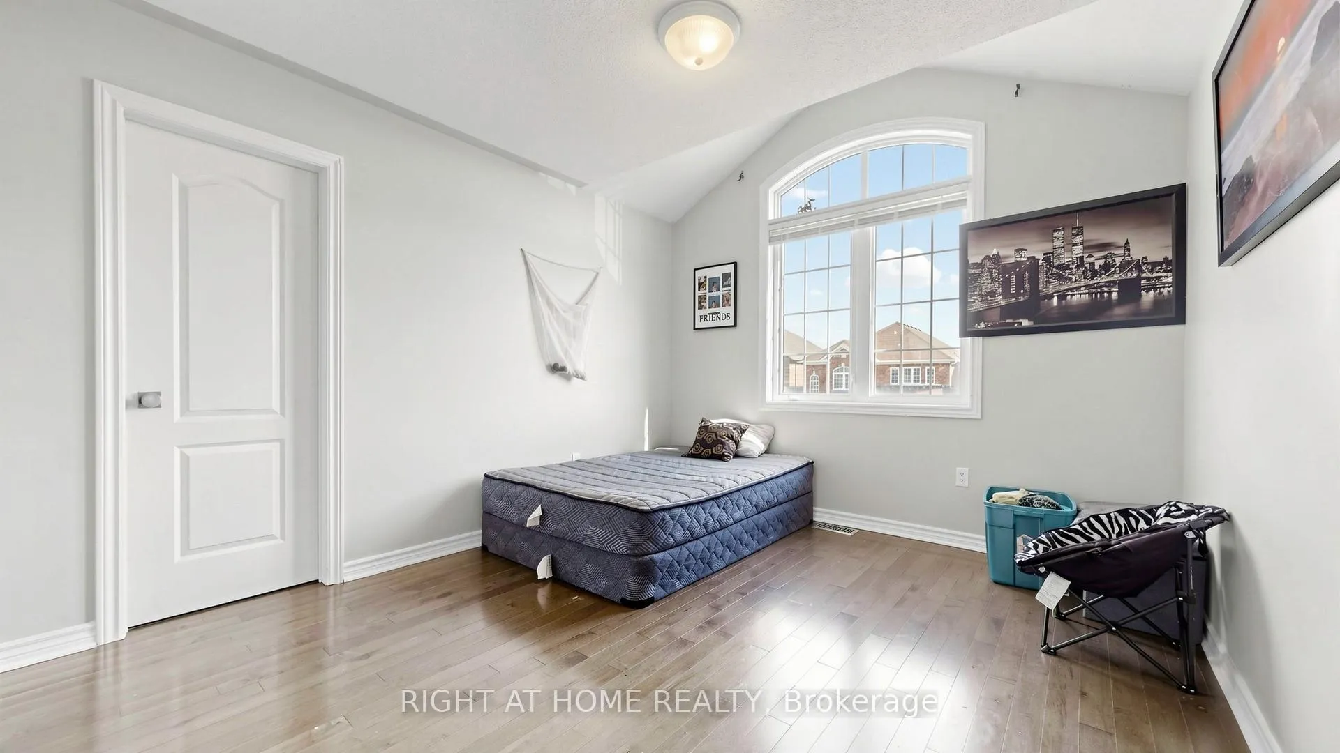Photo 29 of 868 Wrenwood Drive, Oshawa, Taunton — HOMEH