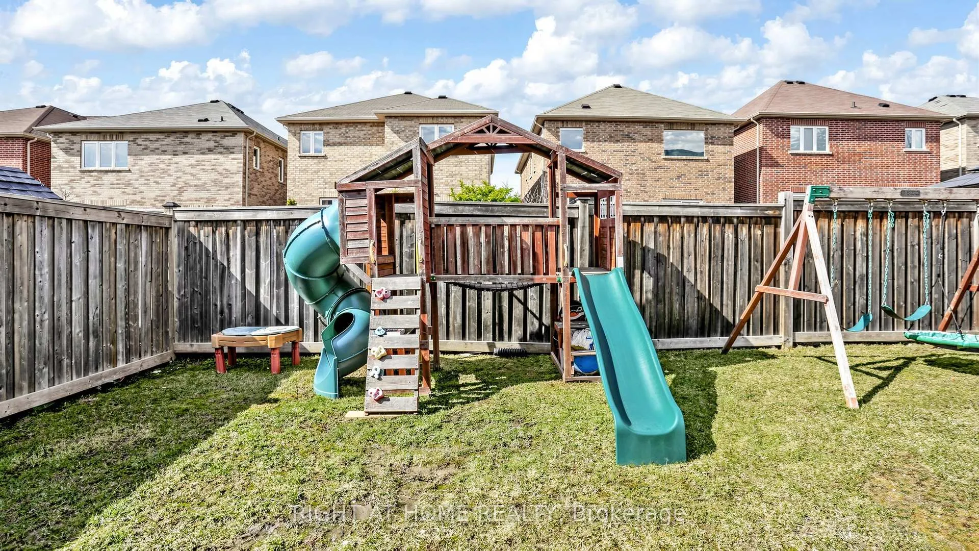 Photo 47 of 868 Wrenwood Drive, Oshawa, Taunton — HOMEH