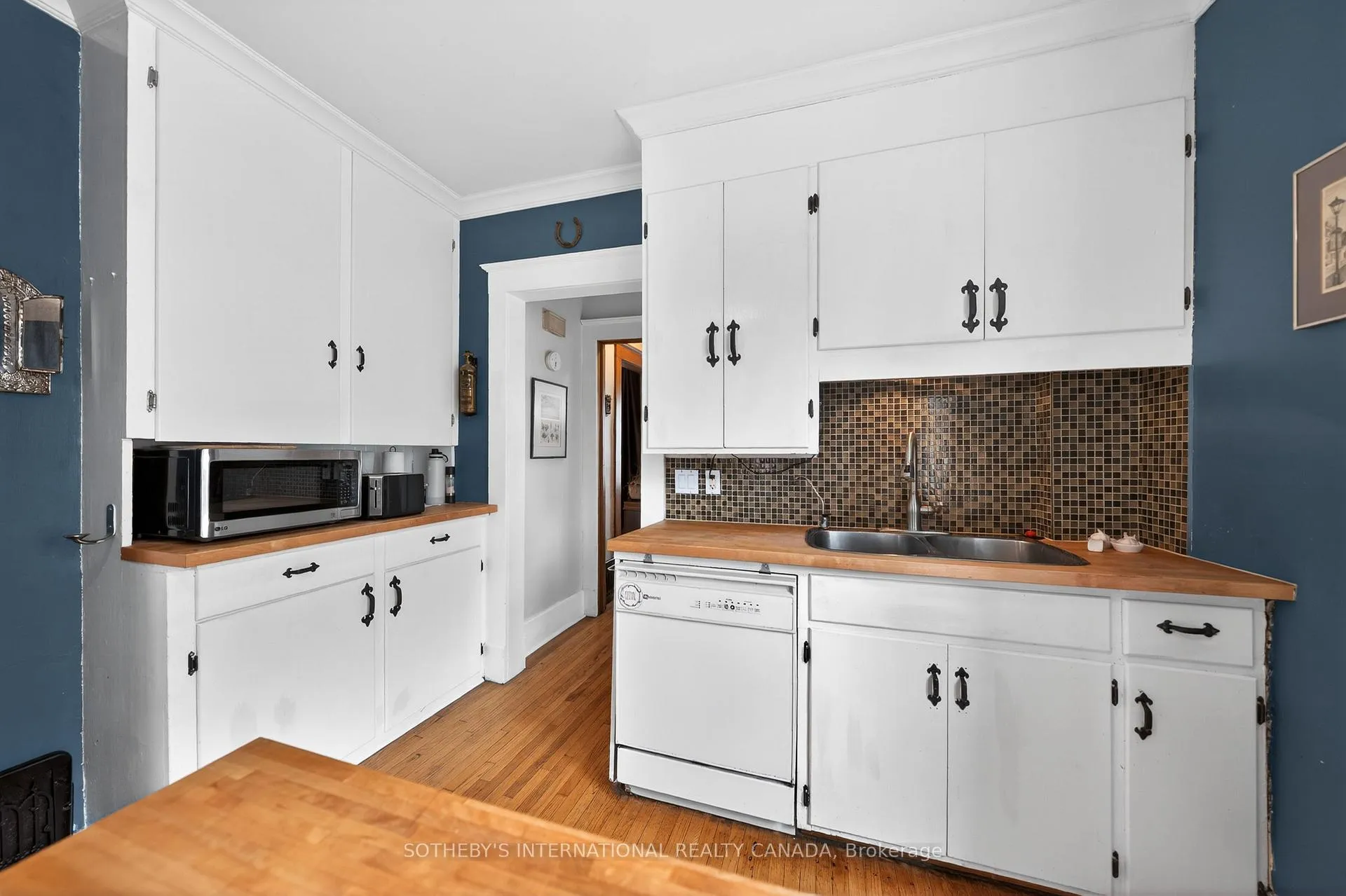 Photo 17 of 327 Park Street, Kitchener — HOMEH