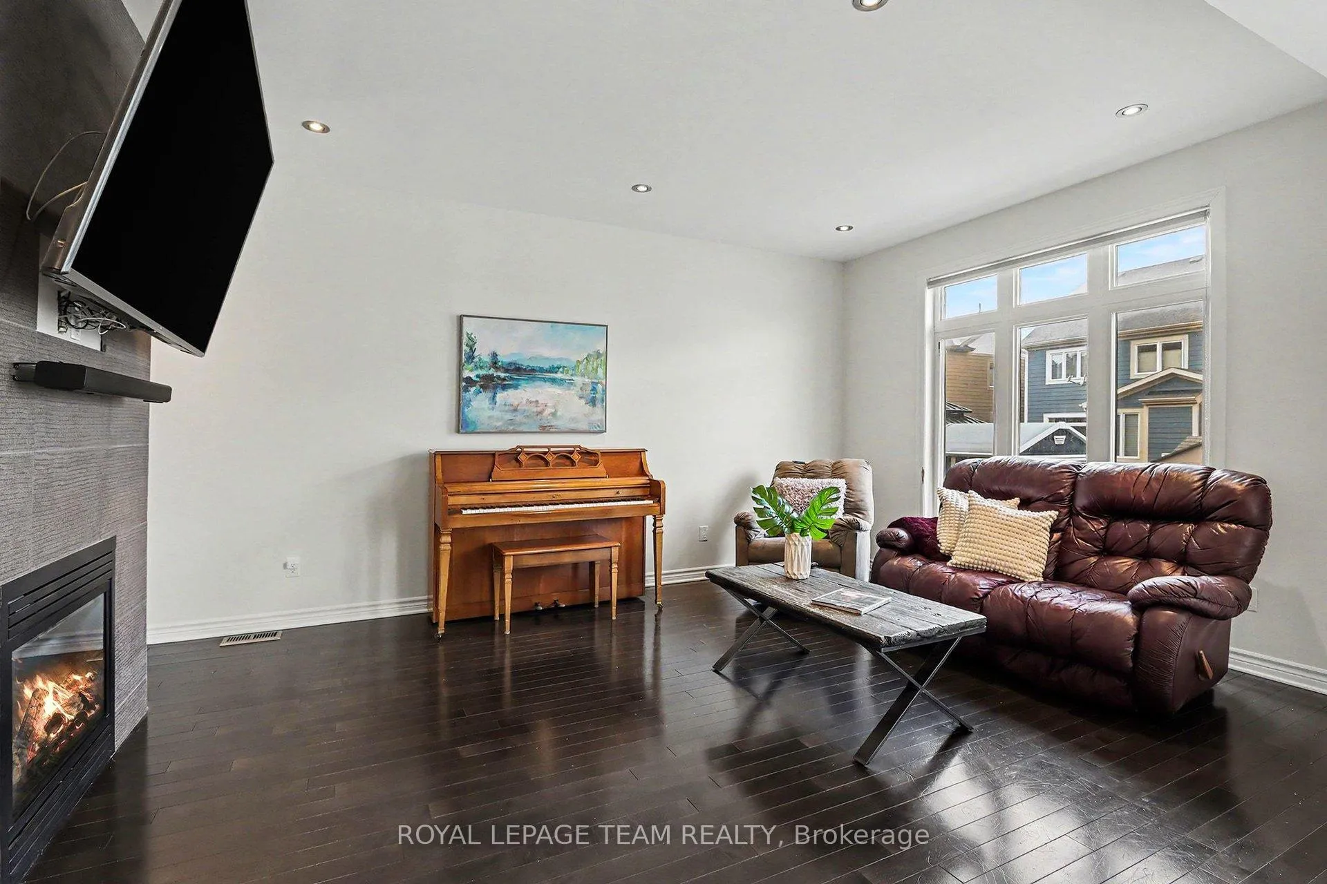 Photo 8 of 175 Brambling Way, Ottawa, Barrhaven - Half Moon Bay — HOMEH