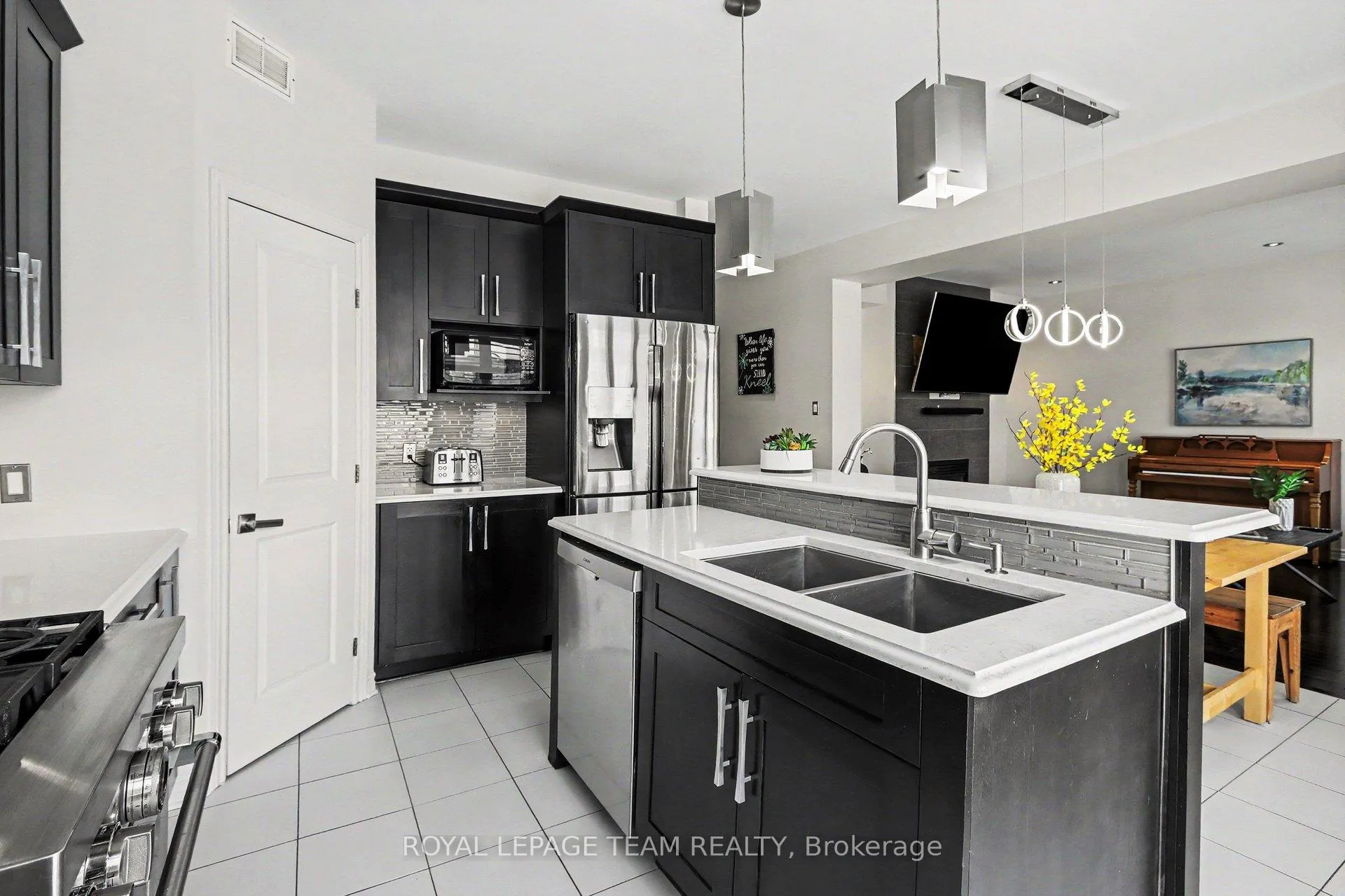 Photo 11 of 175 Brambling Way, Ottawa, Barrhaven - Half Moon Bay — HOMEH