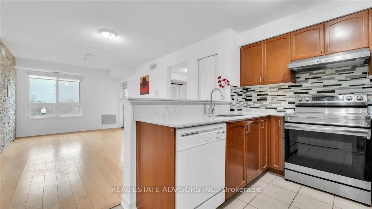 Photo 6 of Unit 2208, 6 Dayspring Circle, Brampton, Bram East — HOMEH