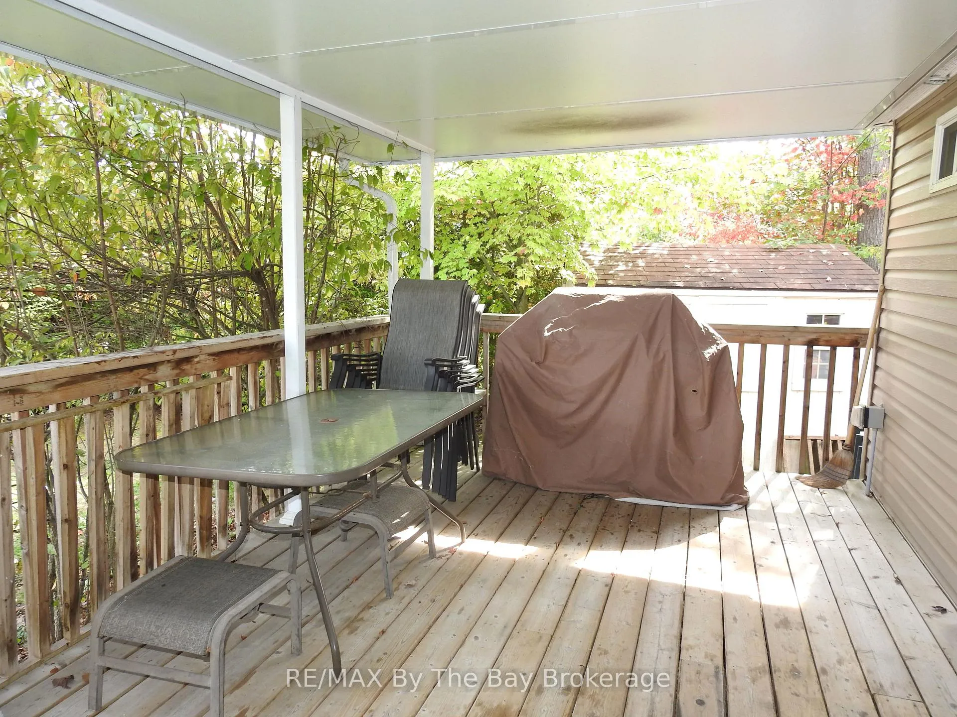 Photo 16 of 5 Nipagon Circle, Wasaga Beach — HOMEH