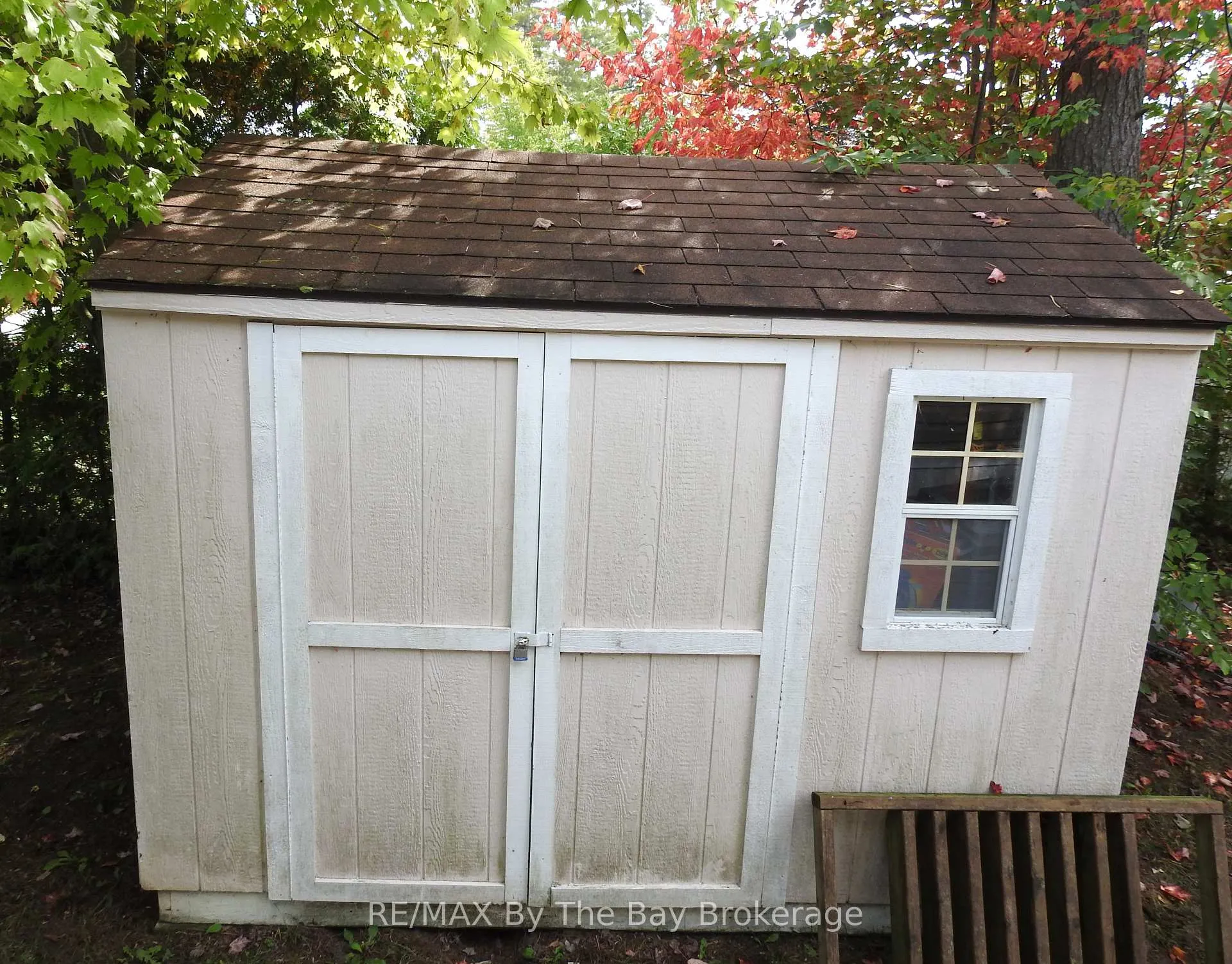 Photo 17 of 5 Nipagon Circle, Wasaga Beach — HOMEH
