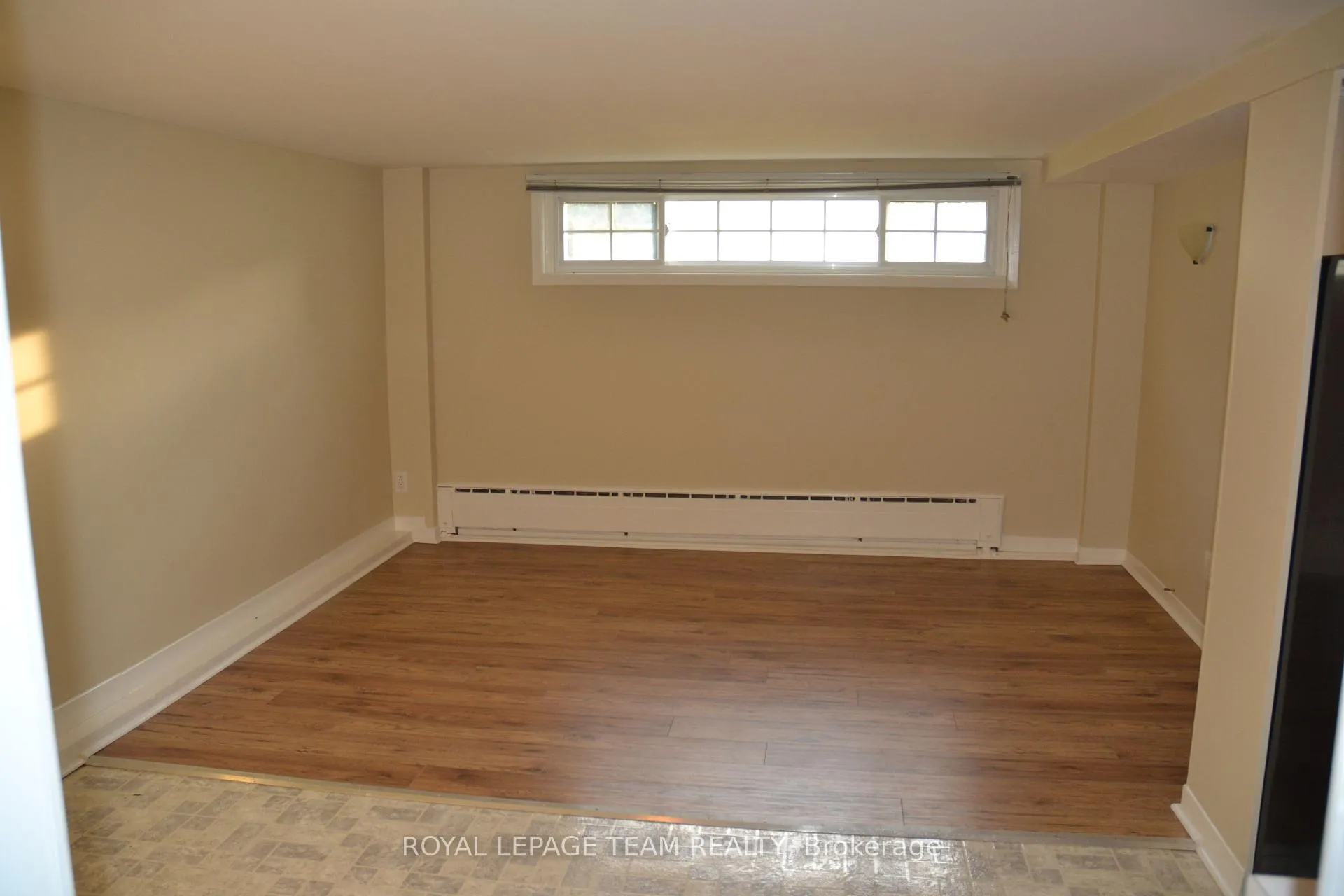 Photo 4 of Unit 4, 1089 North River Road, Ottawa, Overbrook — HOMEH