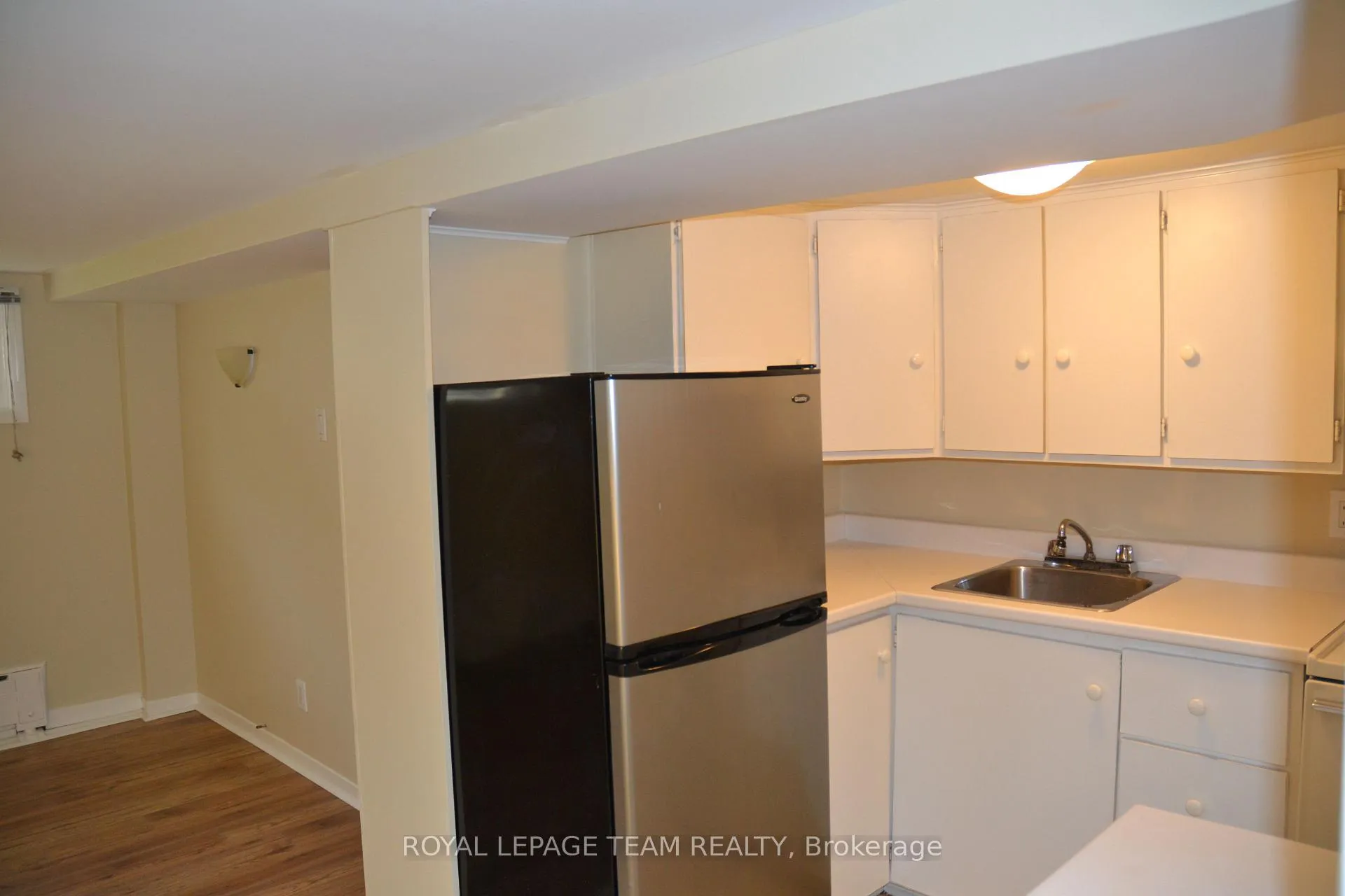 Photo 7 of Unit 4, 1089 North River Road, Ottawa, Overbrook — HOMEH