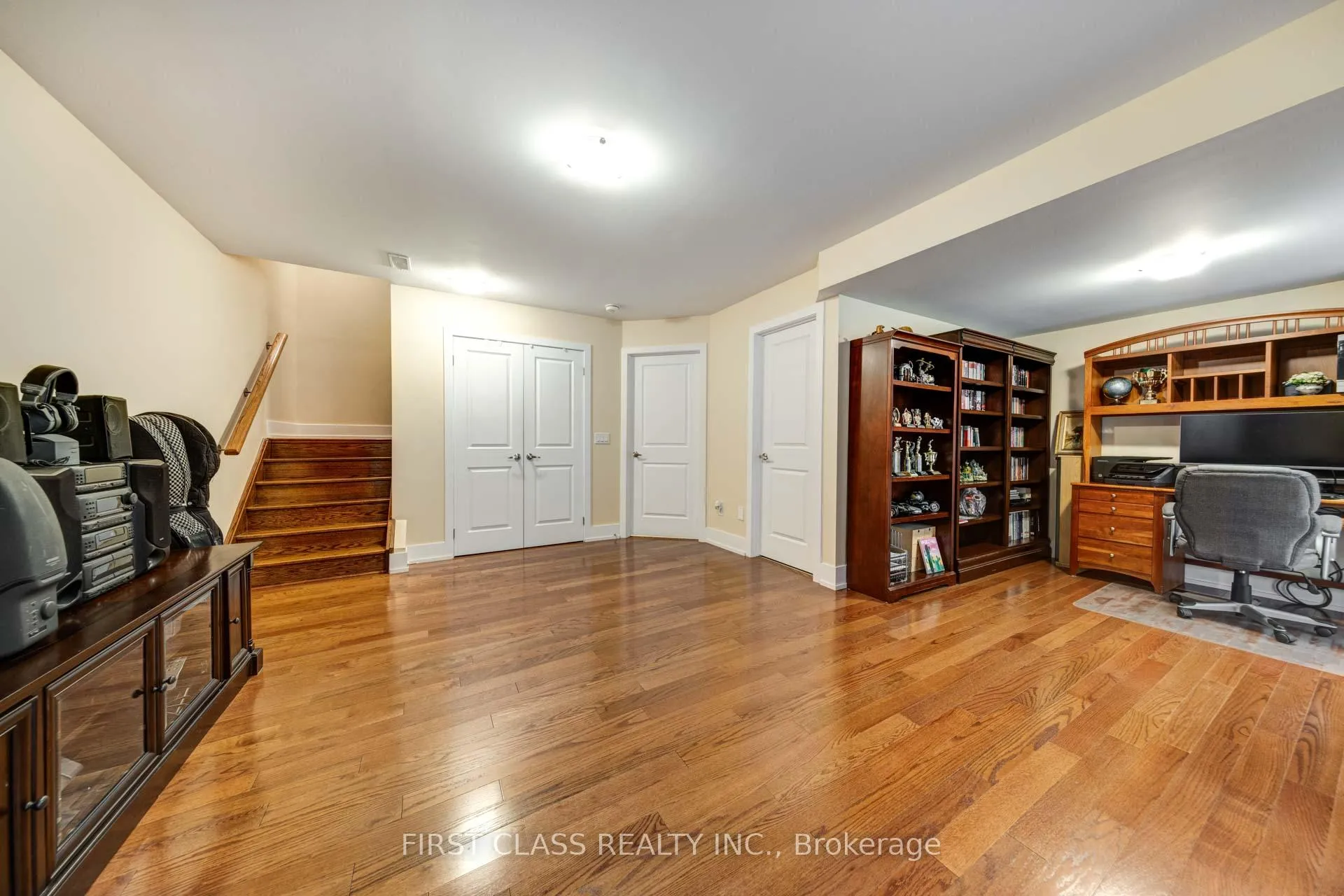 Photo 6 of 4 Allerton Road, Vaughan, Patterson — HOMEH